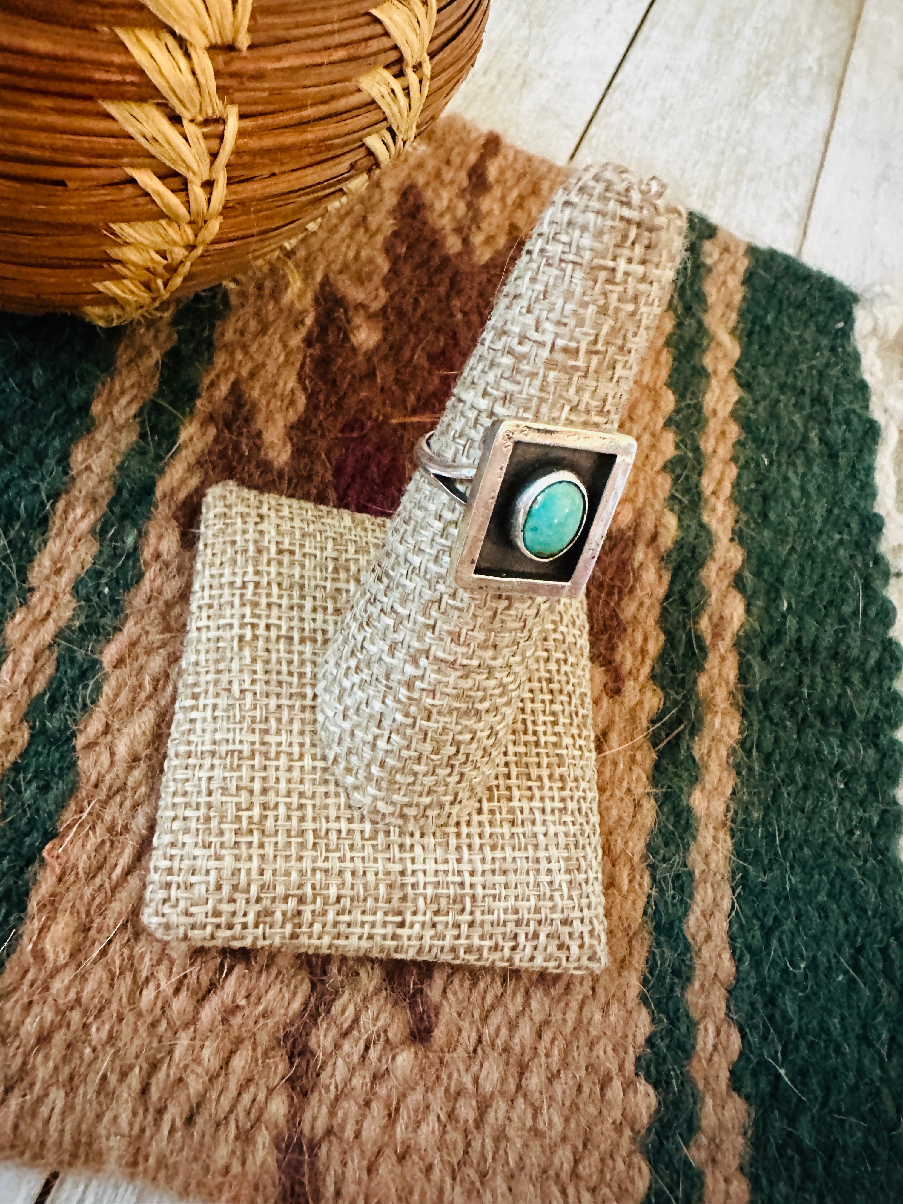 Handcrafted Old Pawn Sterling Silver & Turquoise Ring Size 6.25