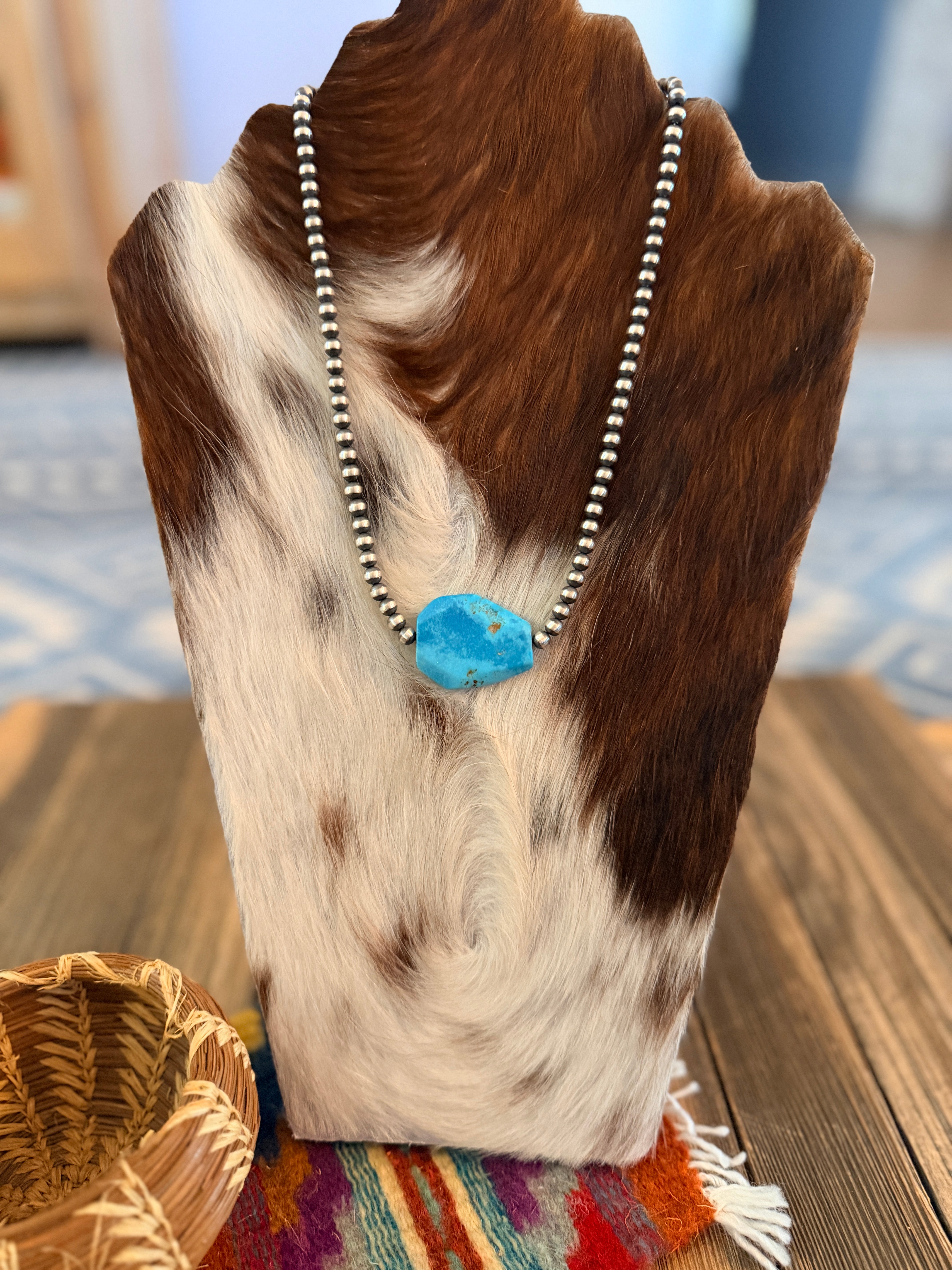 Handcrafted Kingman Turquoise & Sterling Silver Pearl 18” Beaded Necklace