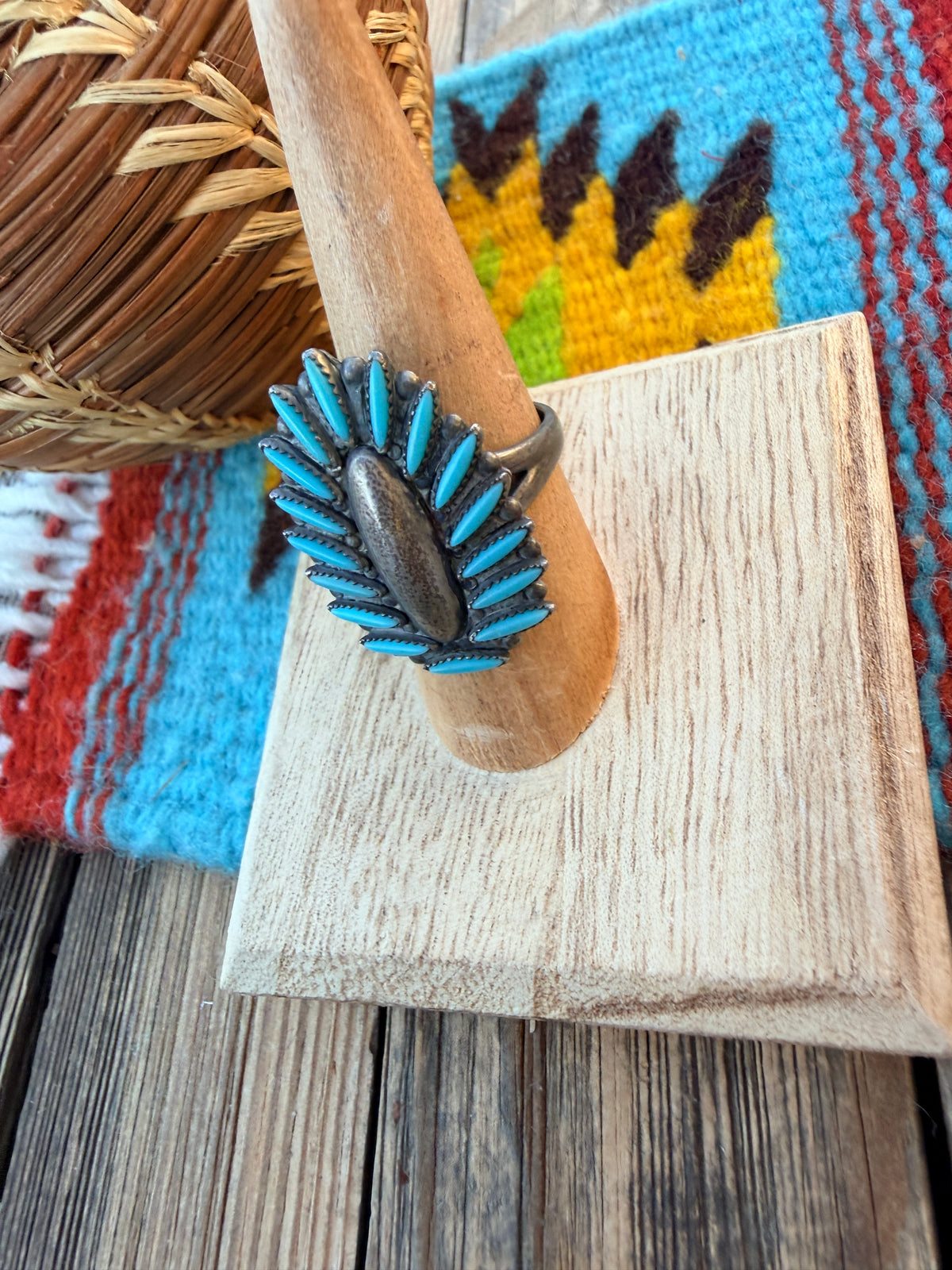 Old Pawn Handcrafted Turquoise & Sterling Silver Needlepoint Ring Size 6.75