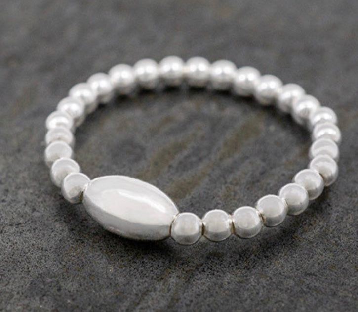 Beaded Stretch Ring With Center Ellipse