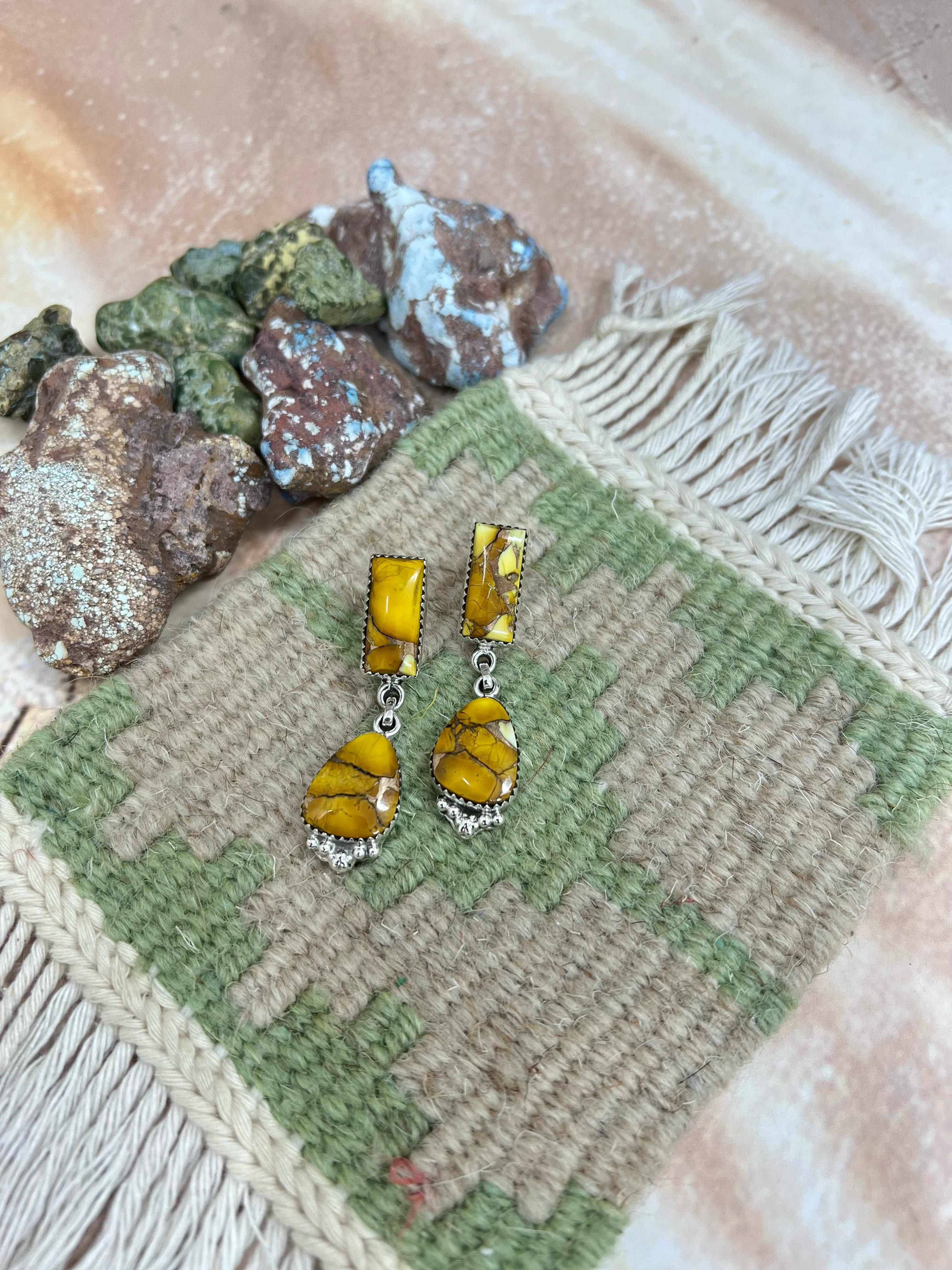 Handmade Sterling Silver Honey Dahlia Dangle Earrings with Signed Nizhoni (f4)