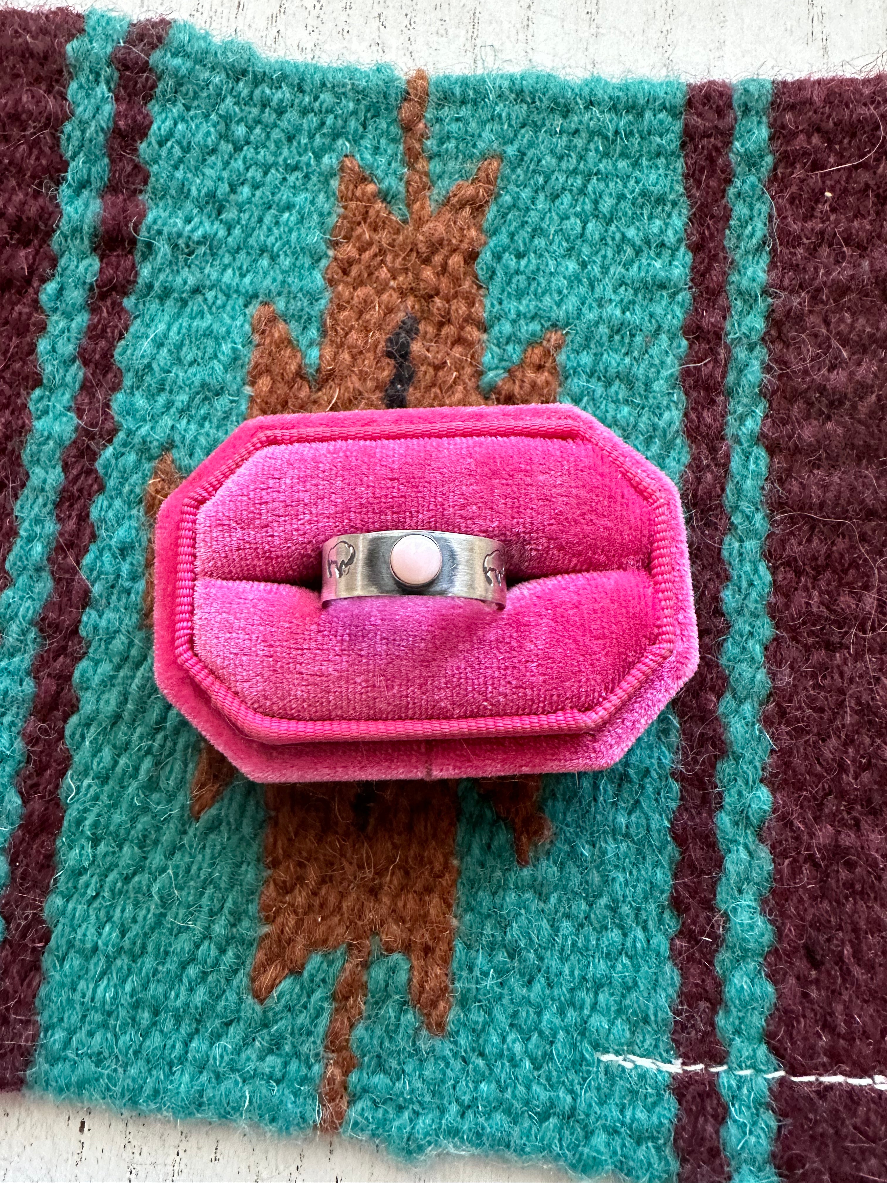 Handcrafted Sterling Silver & Pink Conch Single Stone Ring Signed