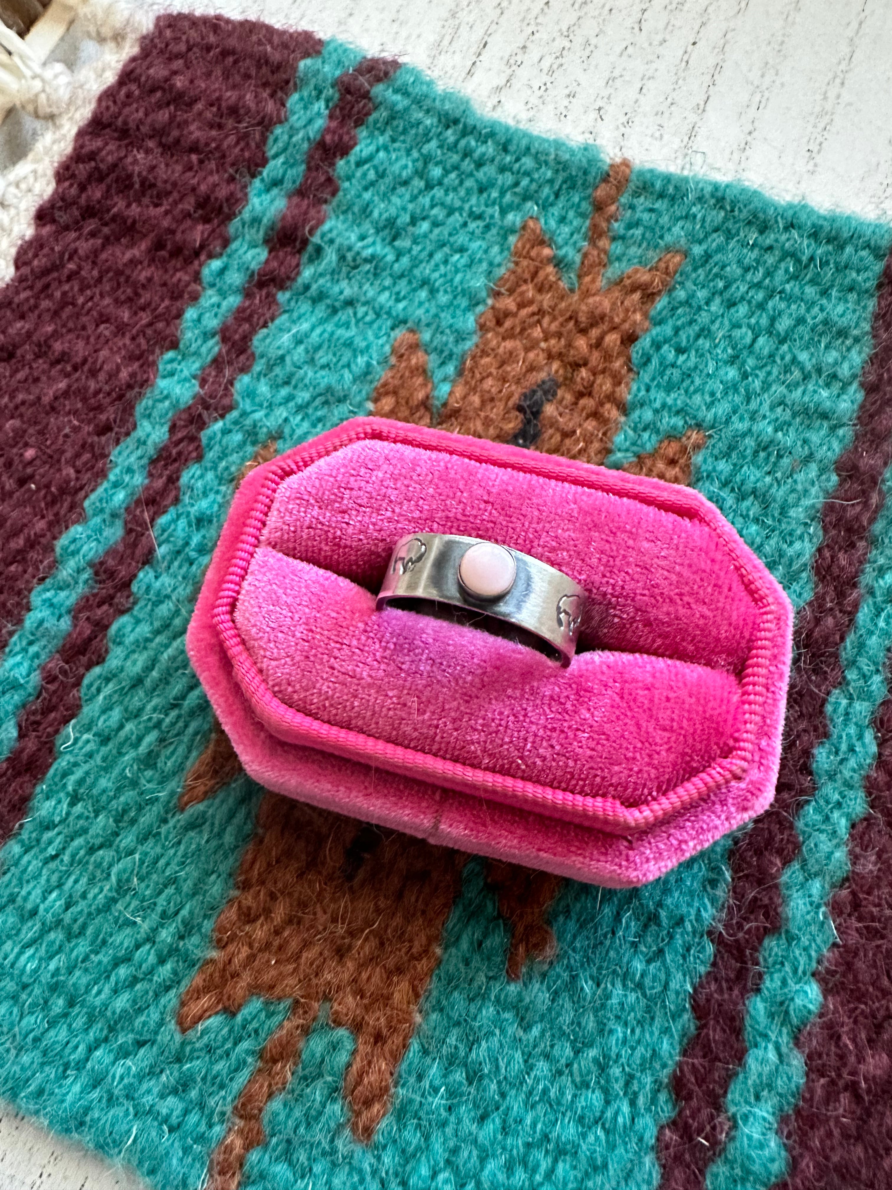 Handcrafted Sterling Silver & Pink Conch Single Stone Ring Signed