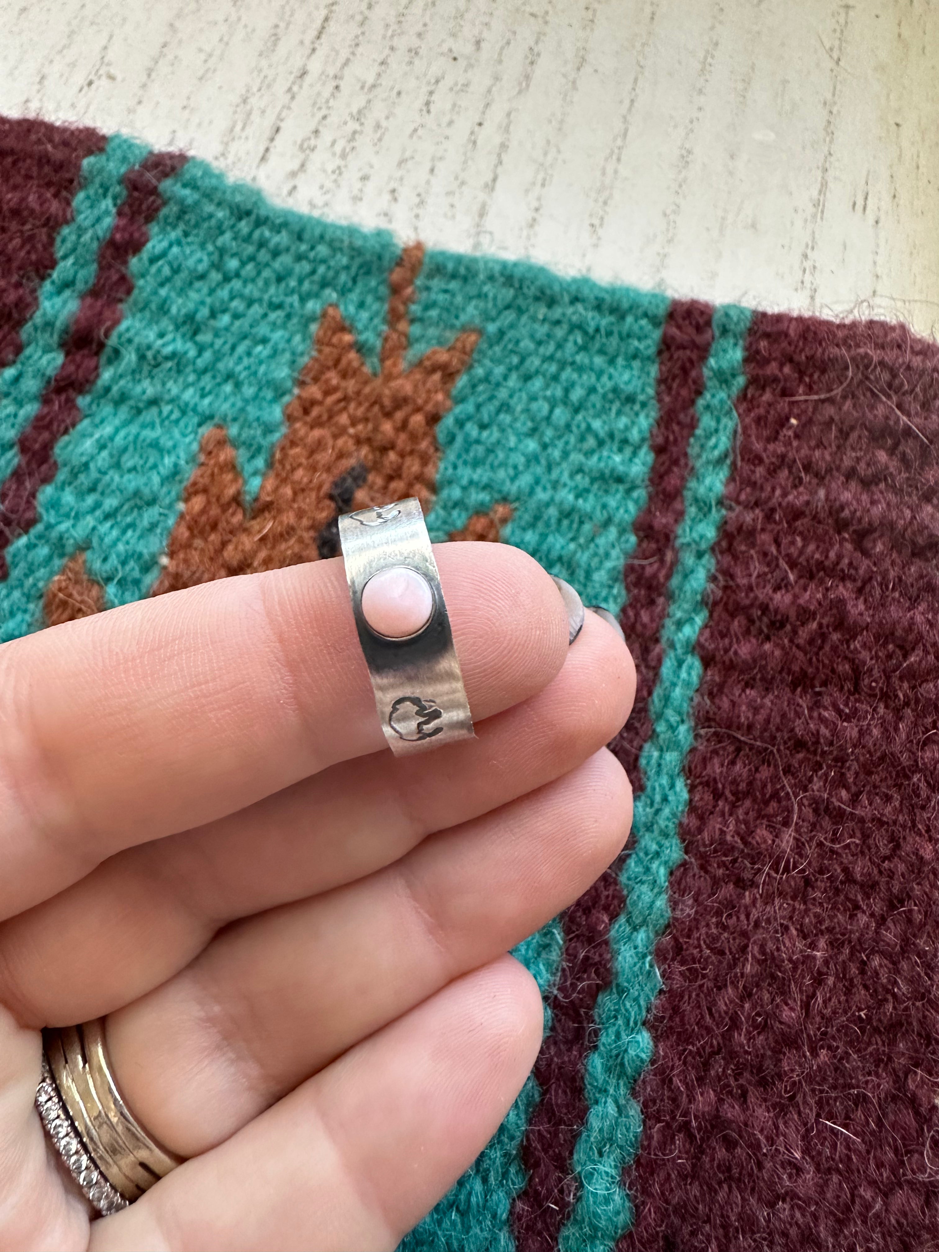 Handcrafted Sterling Silver & Pink Conch Single Stone Ring Signed