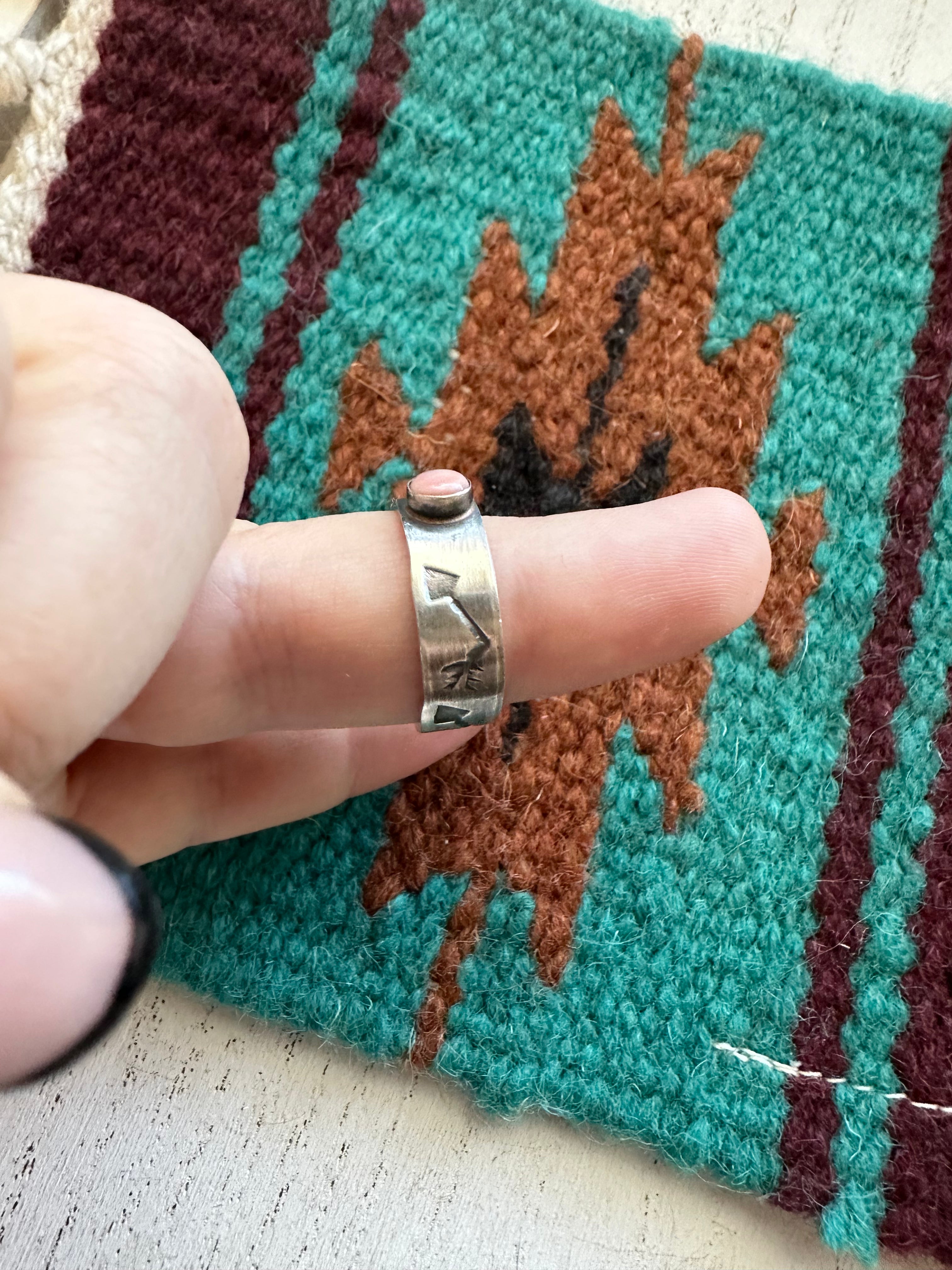 Handcrafted Sterling Silver & Pink Conch Single Stone Ring Signed