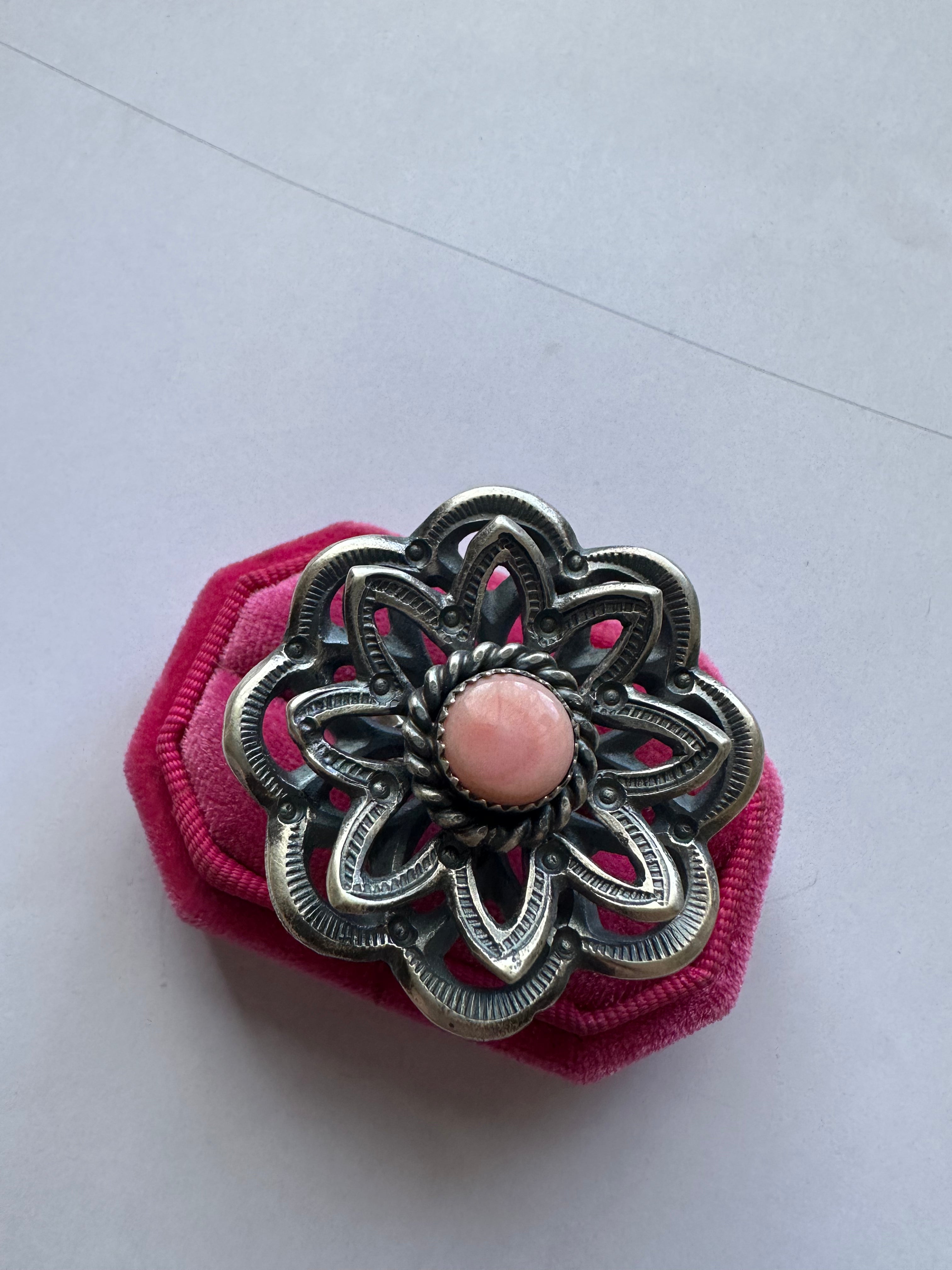 Navajo Pink Conch And Sterling Silver Adjustable Flower Ring Signed K Billah