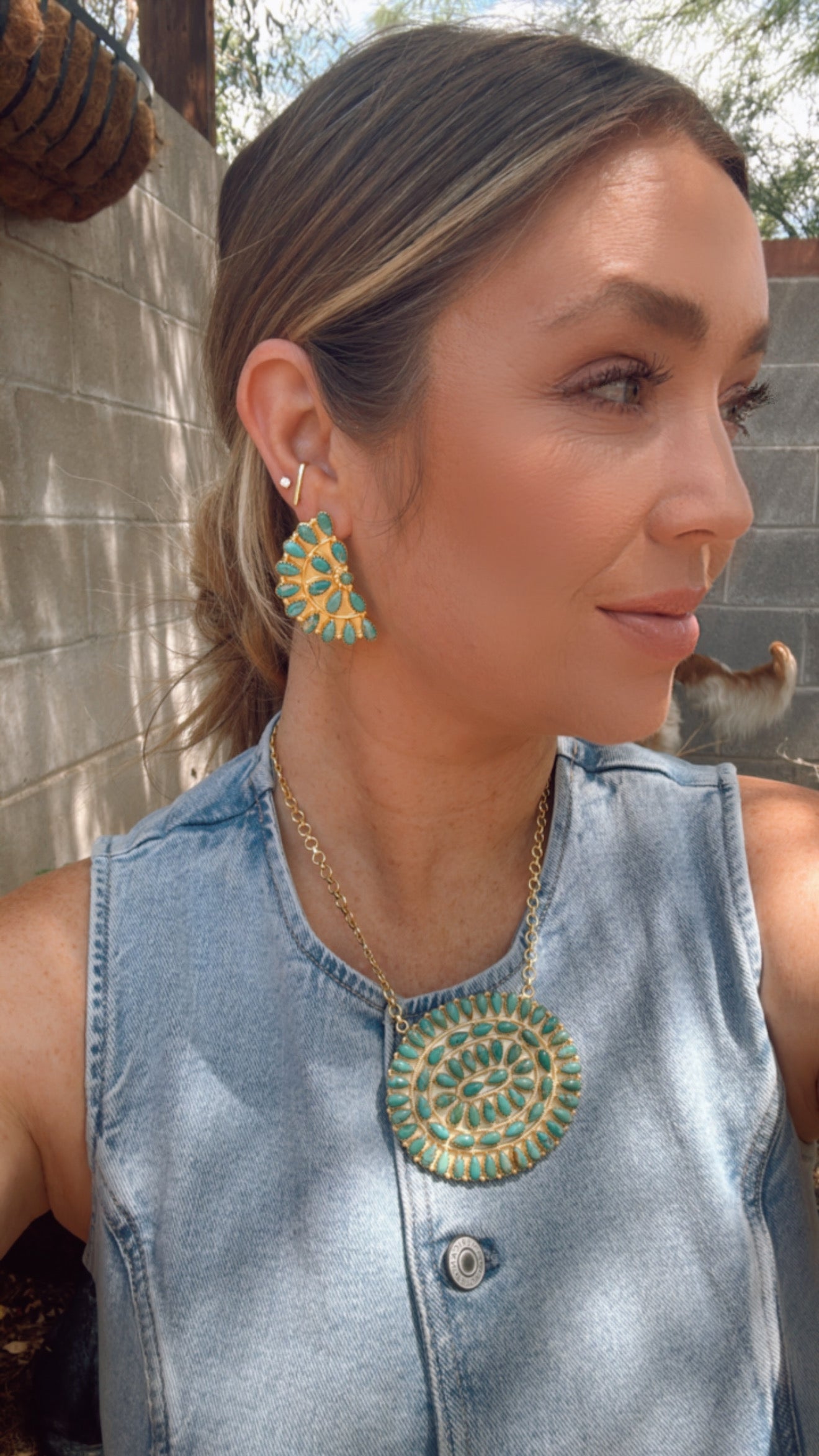 “The Golden Collection” Handmade Sterling Silver Kingman Turquoise Post Crescent Earrings Signed Nizhoni