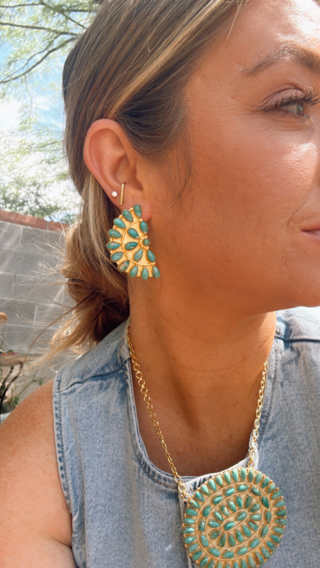 “The Golden Collection” Handmade Sterling Silver Kingman Turquoise Post Crescent Earrings Signed Nizhoni