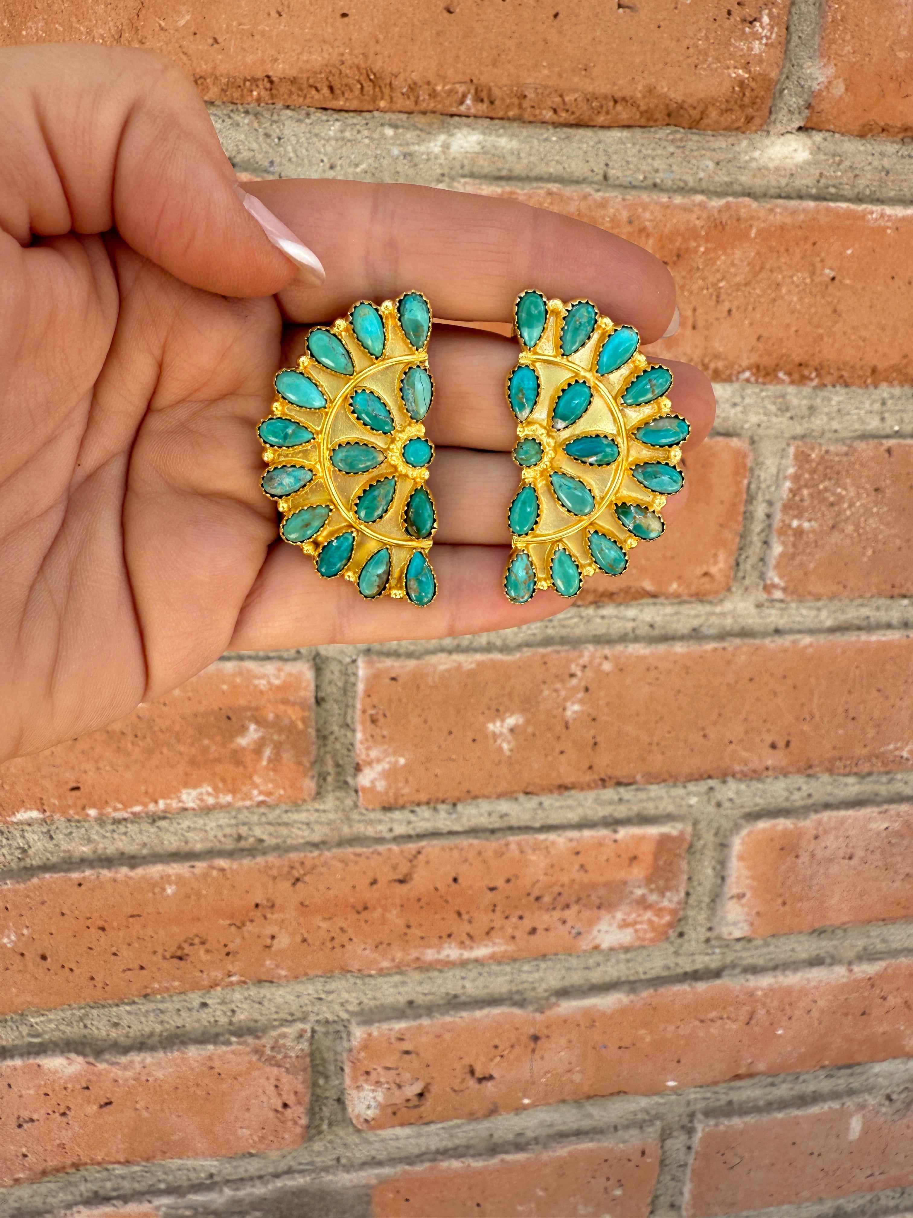 “The Golden Collection” Handmade Sterling Silver Kingman Turquoise Post Crescent Earrings Signed Nizhoni