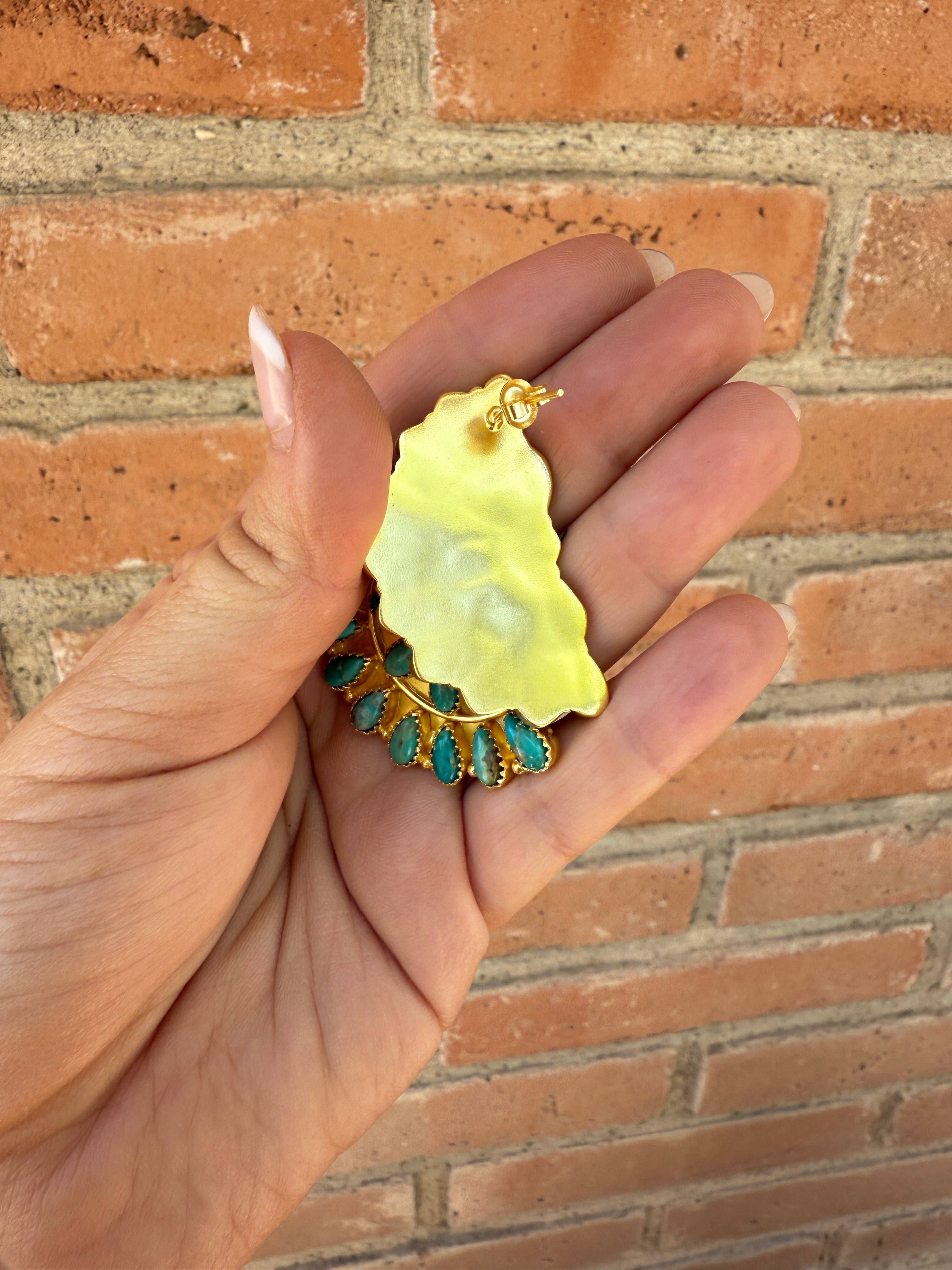 “The Golden Collection” Handmade Sterling Silver Kingman Turquoise Post Crescent Earrings Signed Nizhoni