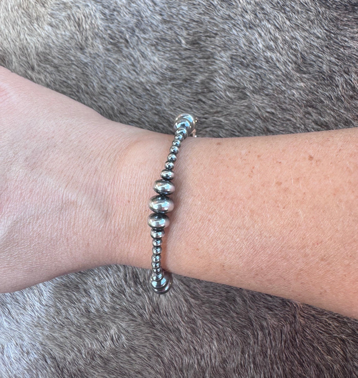 Handcrafted Sterling Silver Pearl 3-8mm Rondelle Beaded Bracelet 7.5"