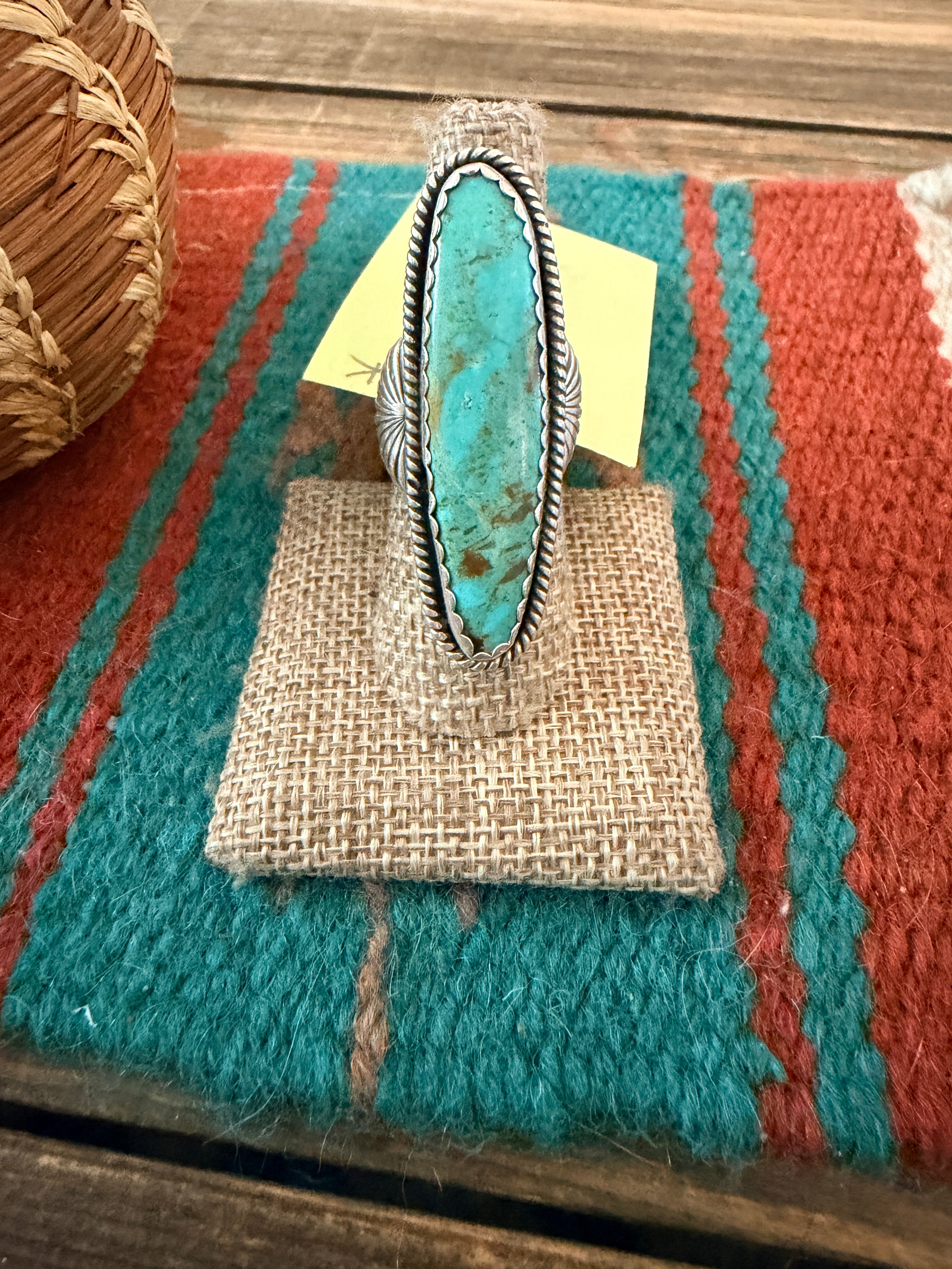 Old Pawn Handcrafted Turquoise & Sterling Silver Ring Size 7
