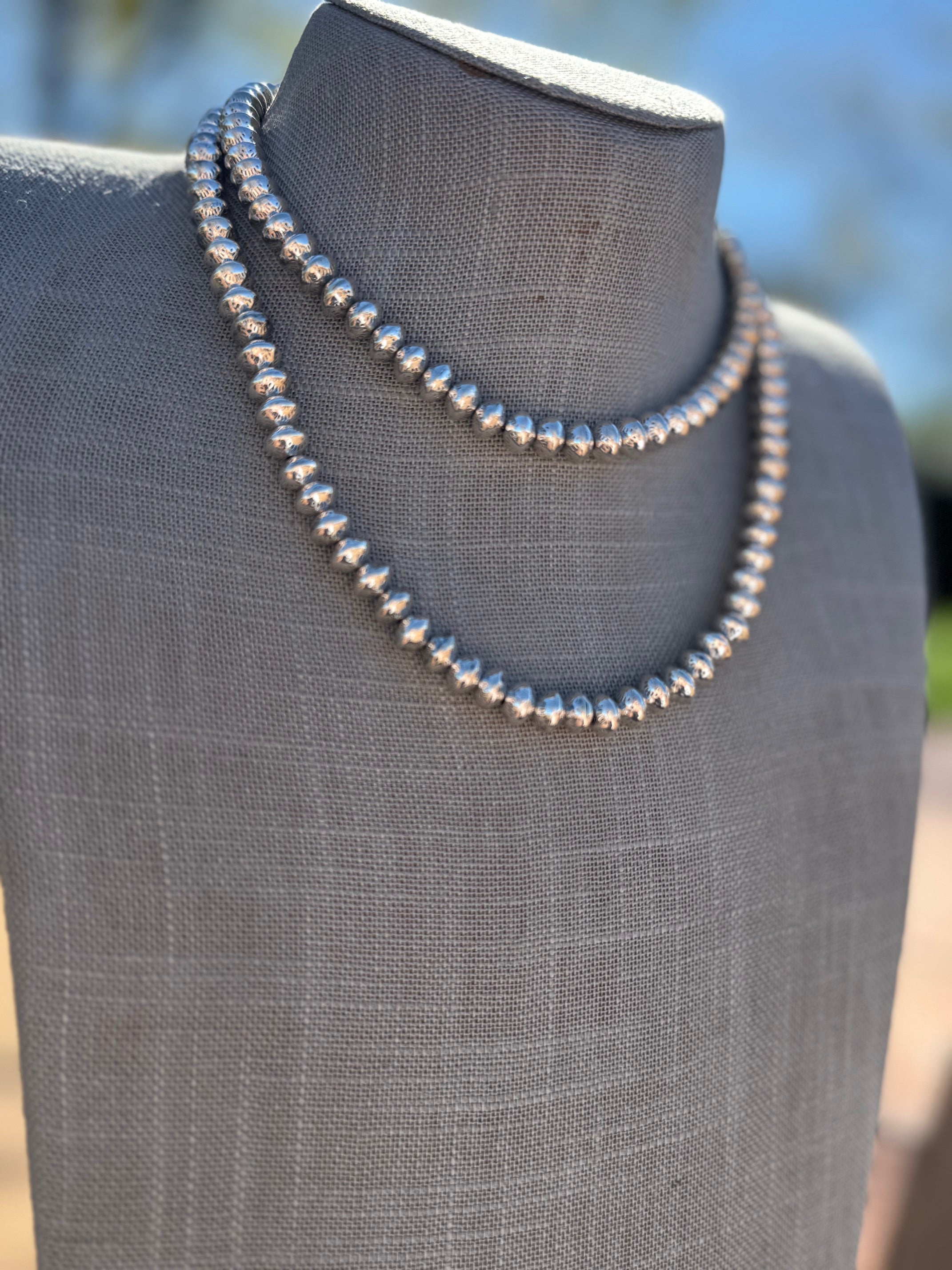 Handmade Sterling Silver Elegant Saucer 8mm Beaded Necklace