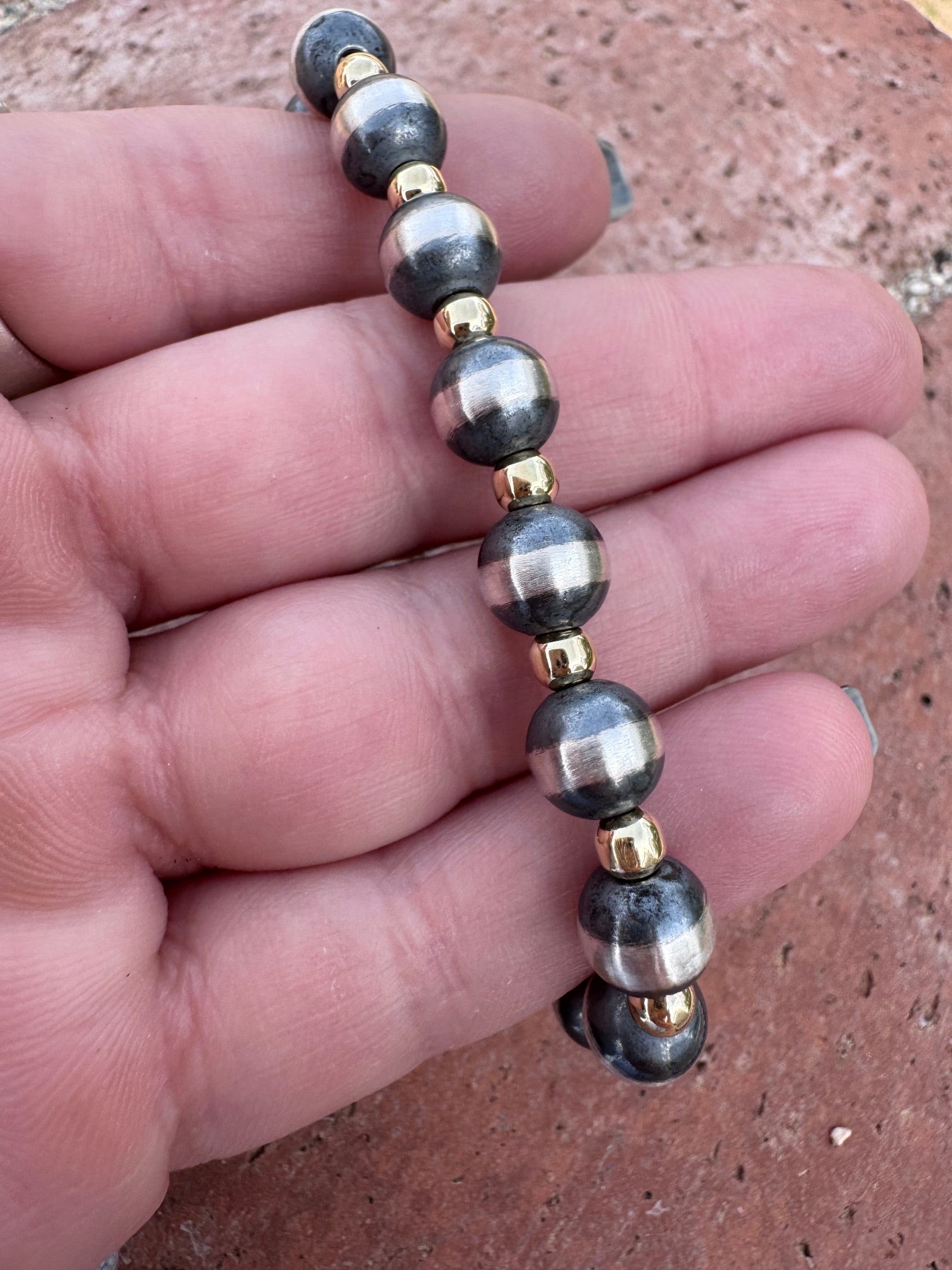 Handcrafted Patterned Gold Overlay & Sterling Silver Pearl 4-8mm Beaded Bracelet 7.5"