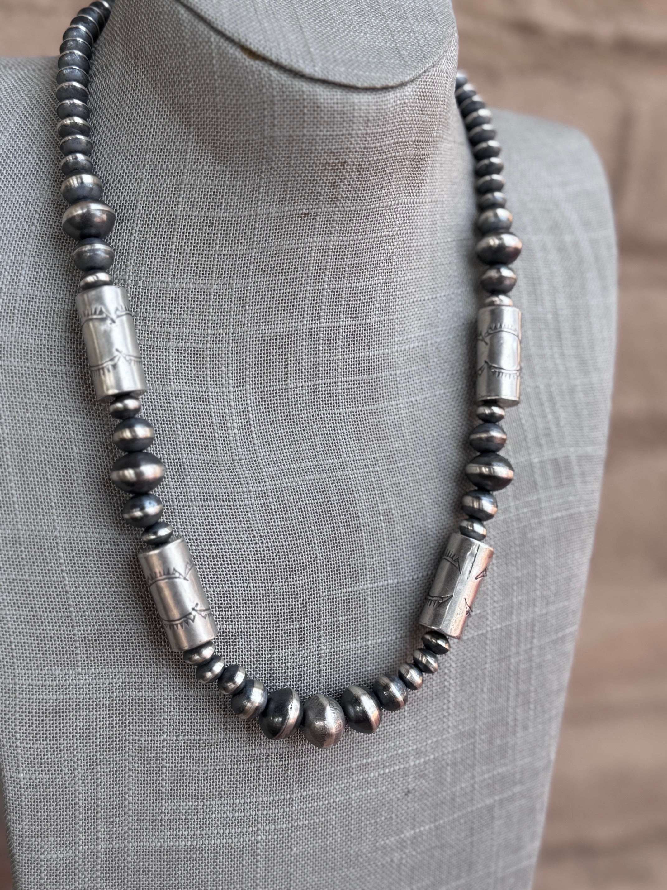Handcrafted Sterling Silver Barrel Beaded Necklace 22"