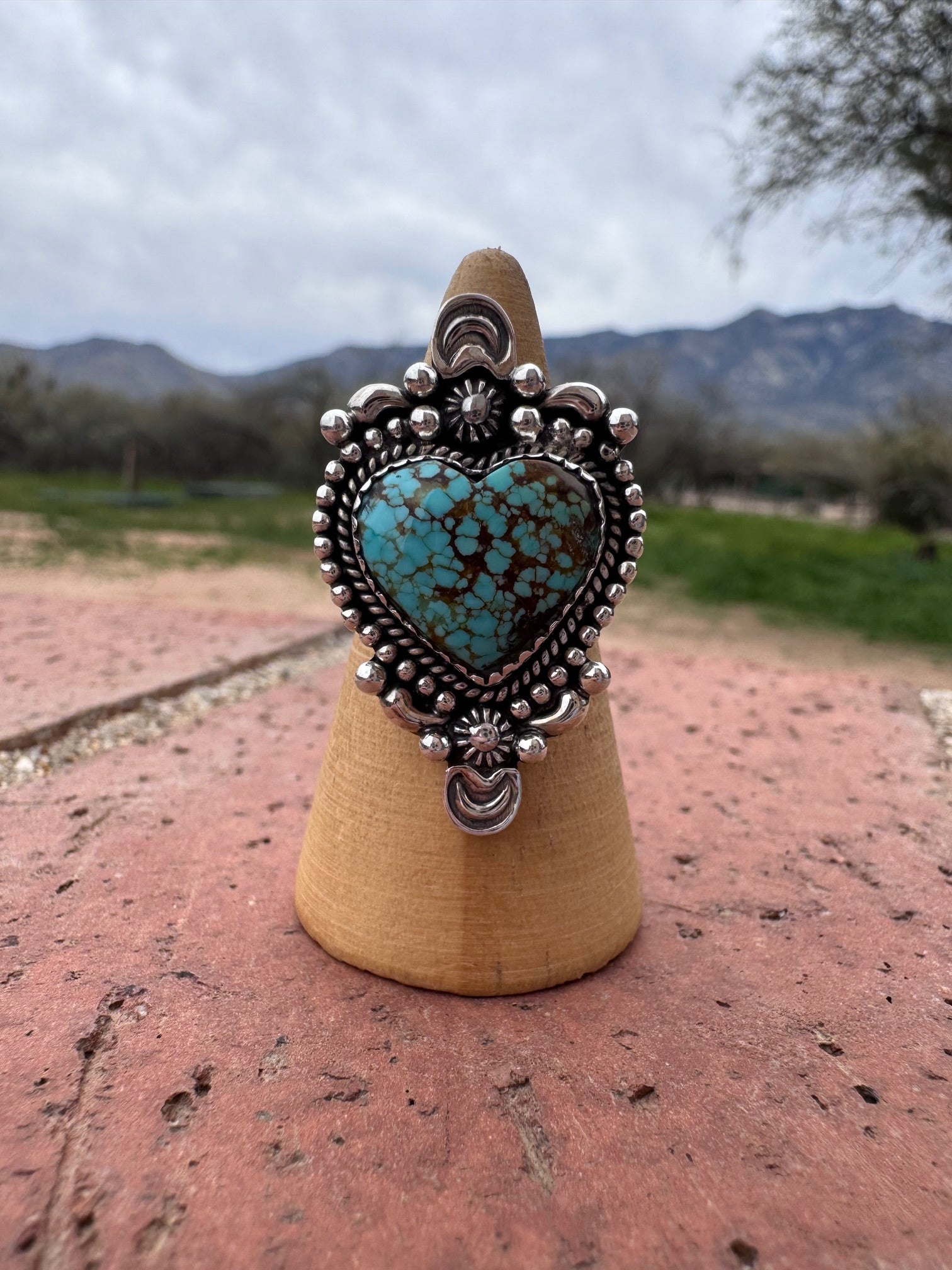 Nizhoni Handmade Number 8 Turquoise & Sterling Silver Heart Ring Size 6.75