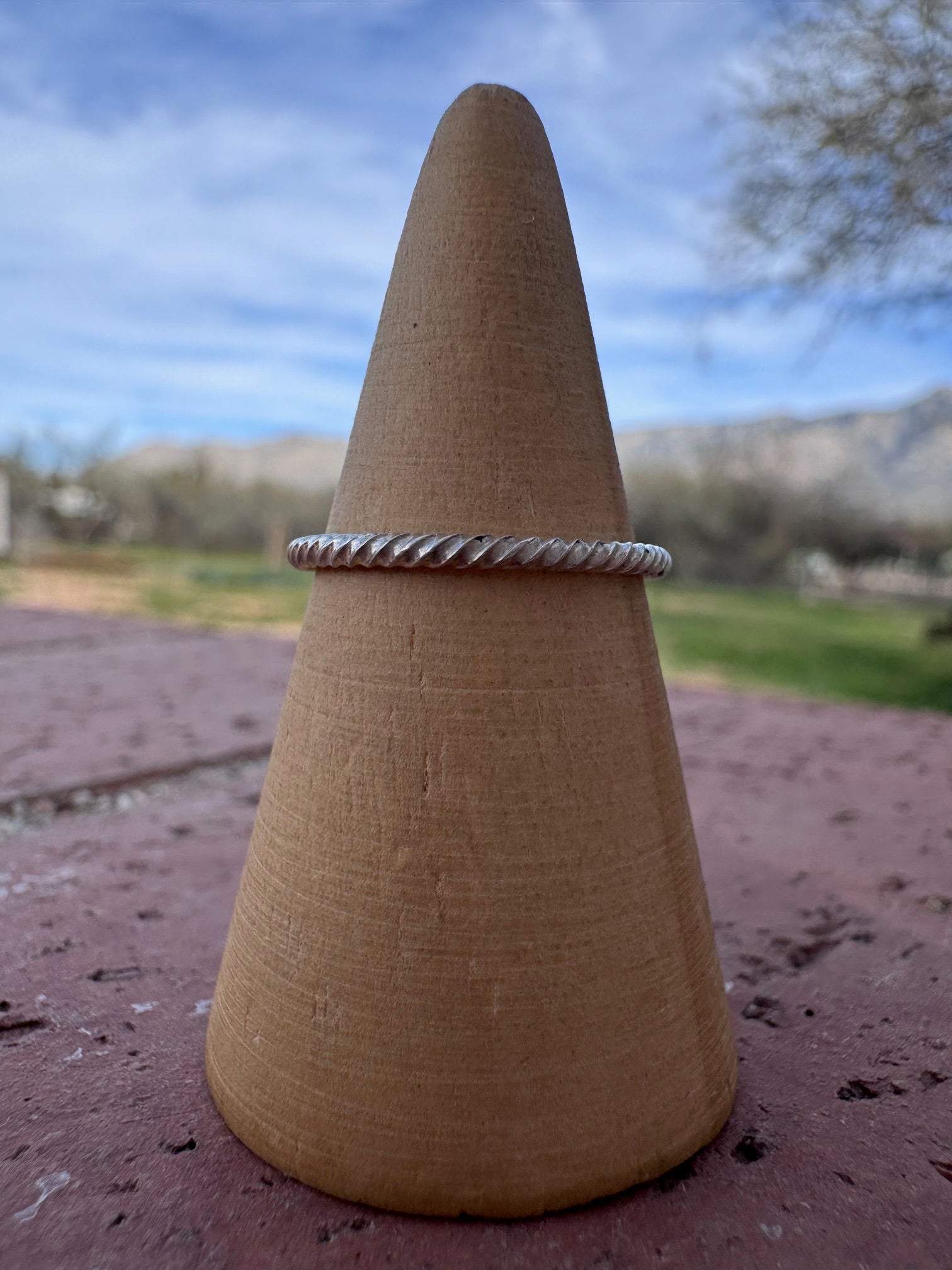 Handcrafted Queen Pink Conch & Sterling Silver Twisted Band Ring