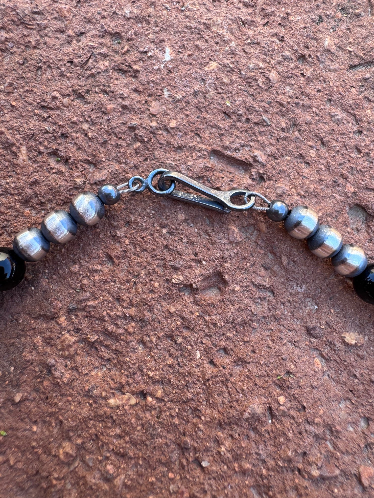 Handcrafted Sterling Silver Pearl & Black Onyx 5-6mm Beaded 18" Necklace