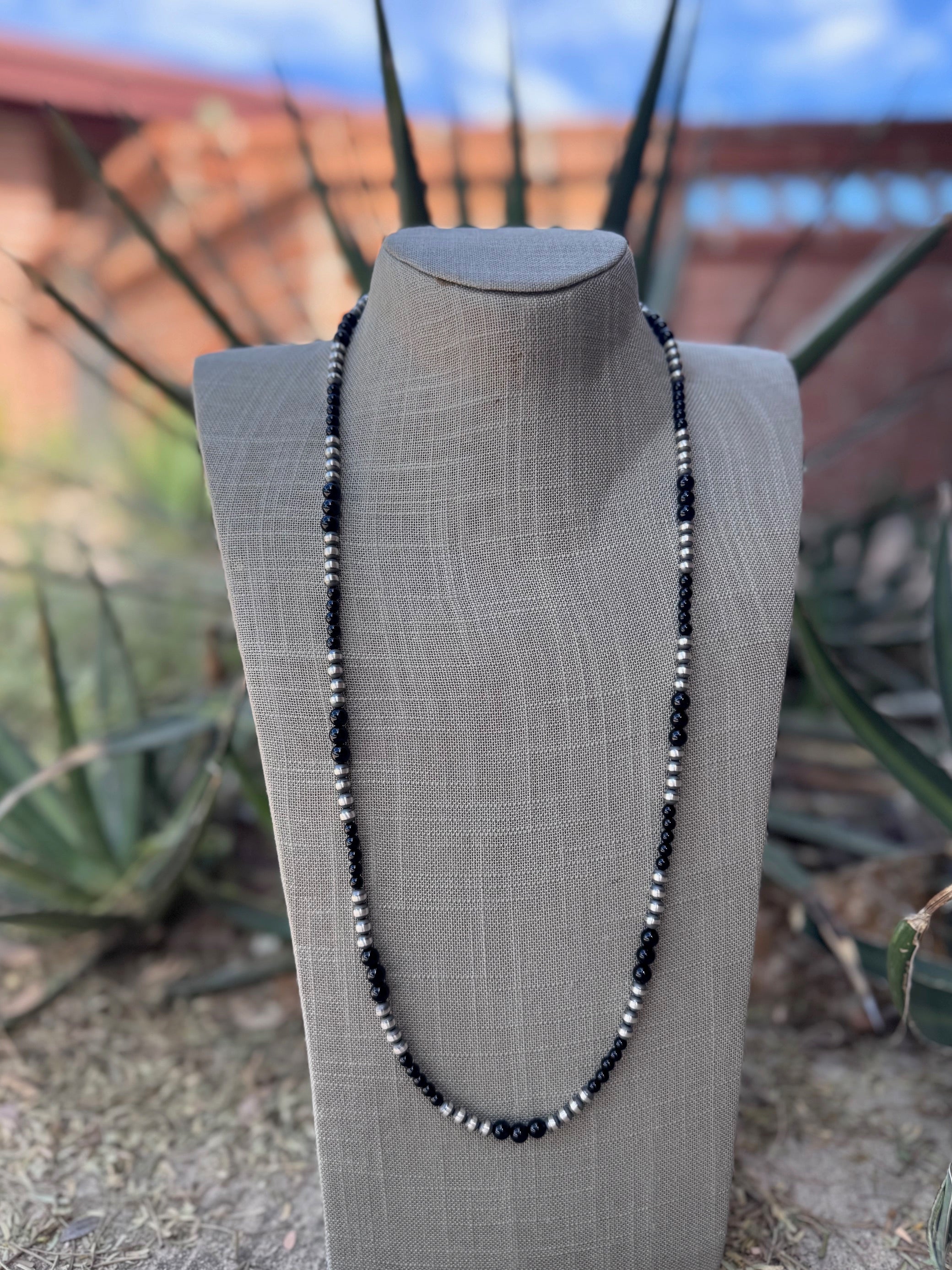 Handcrafted Sterling Silver Pearl & Black Onyx 3-6mm Beaded 30