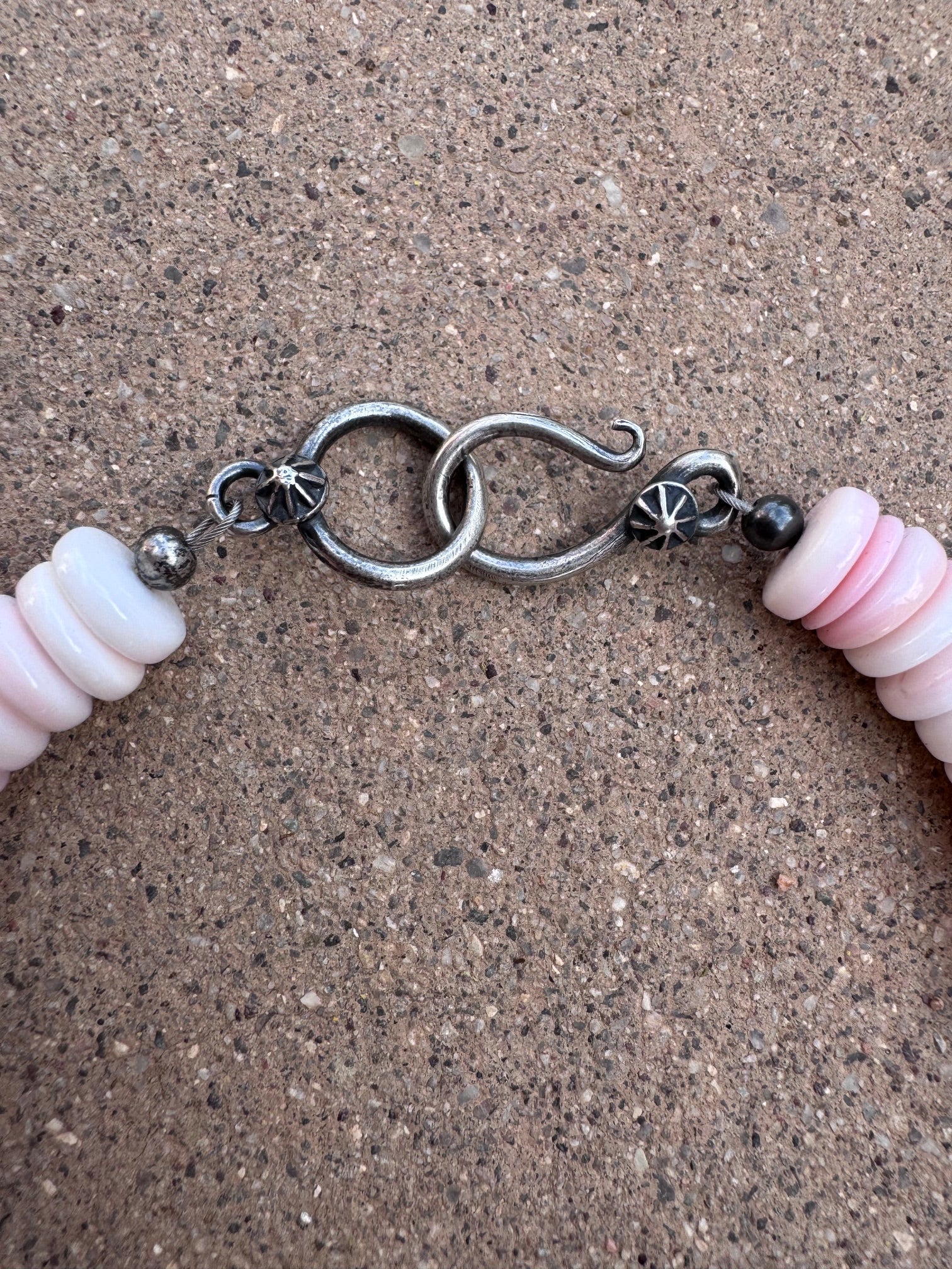 Handcrafted Queen Pink Conch & Sterling Silver Pearl 12-18mm Beaded Necklace 20"