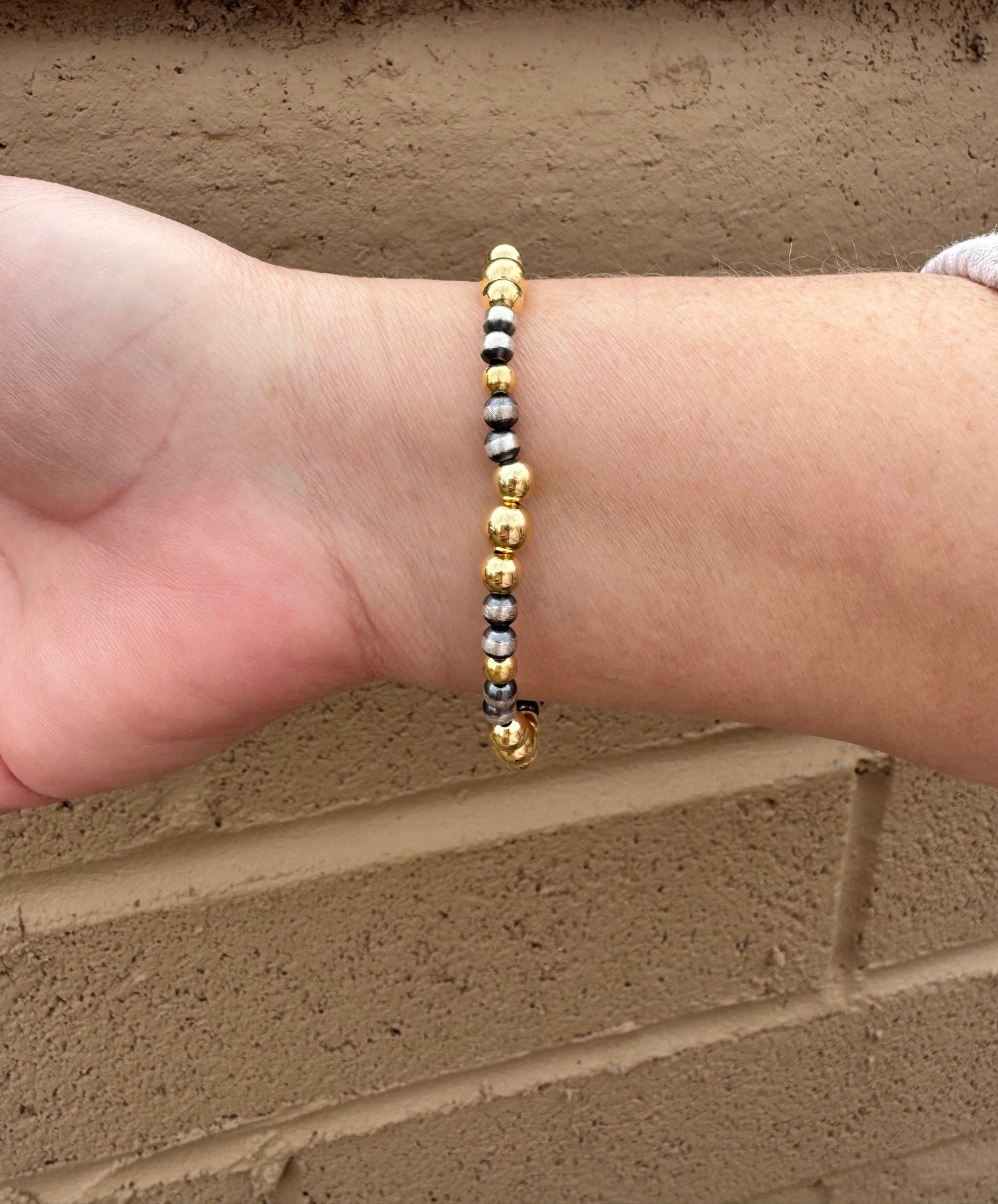 Handcrafted Sterling Silver Gold Bead 4-6mm Beaded Stretch Bracelet