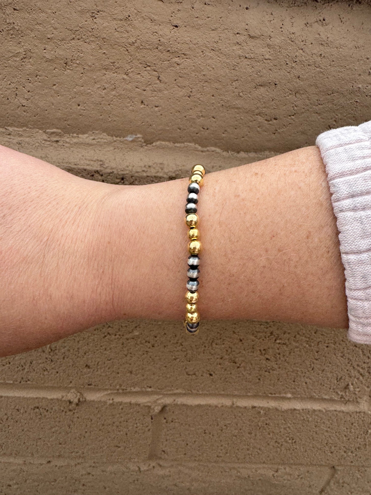 Handcrafted Sterling Silver Gold Bead 4-5mm Beaded Stretch Bracelet