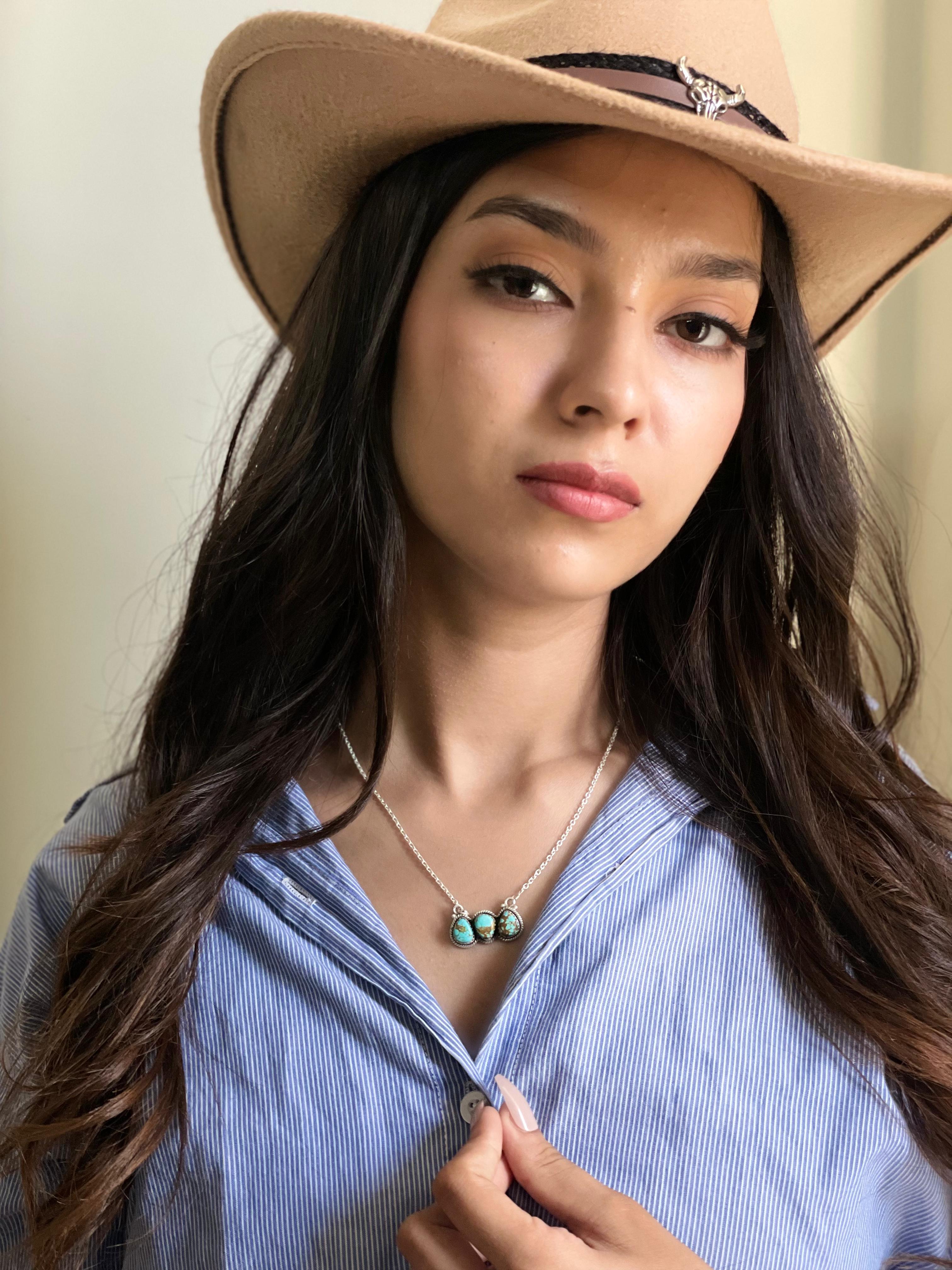 Handmade Sterling Silver Number 8 Turquoise Necklace with Signed Nizhoni