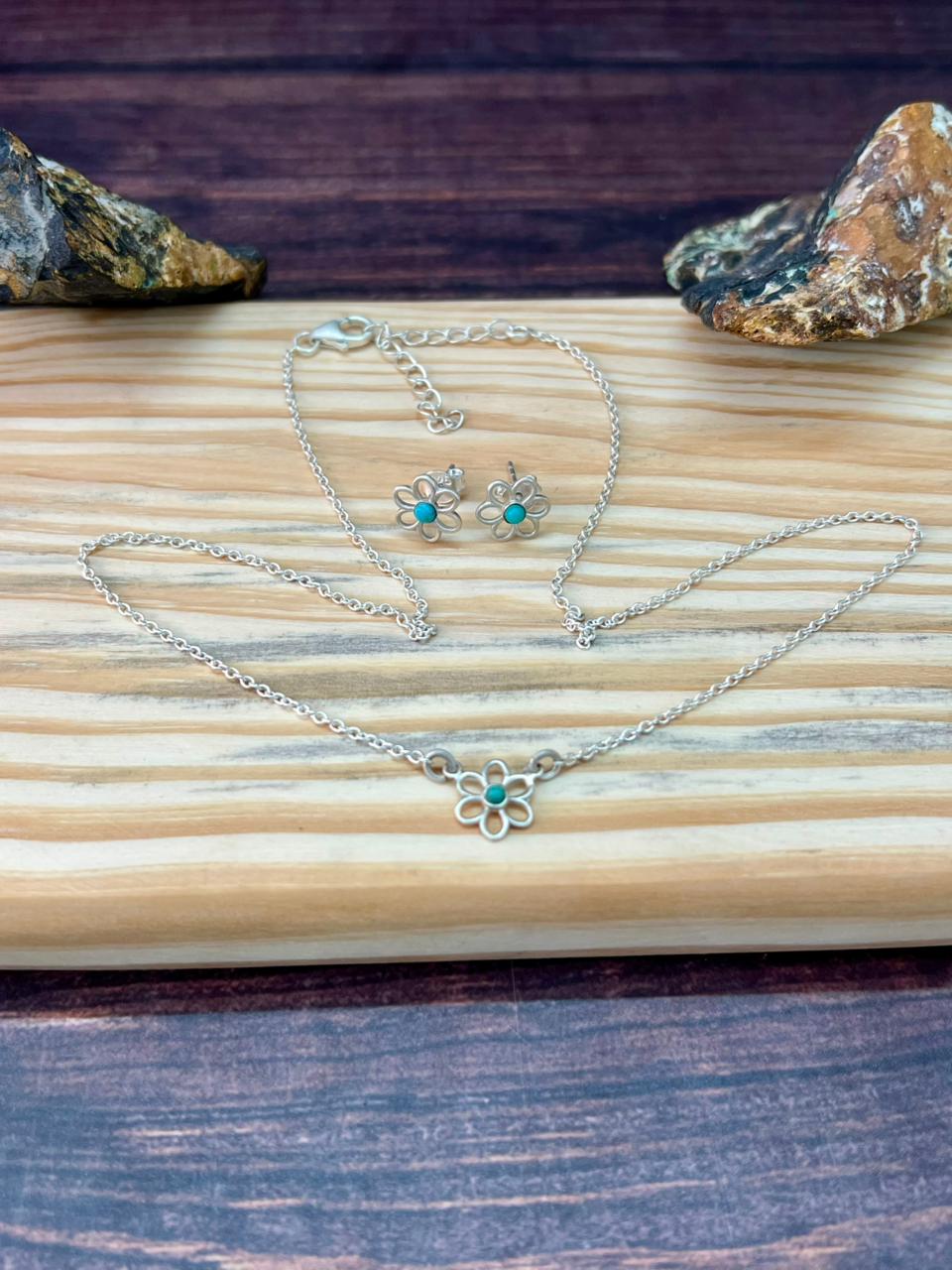Handmade Sterling Silver Flower Collection: Kingman Turquoise Necklace Earrings Set