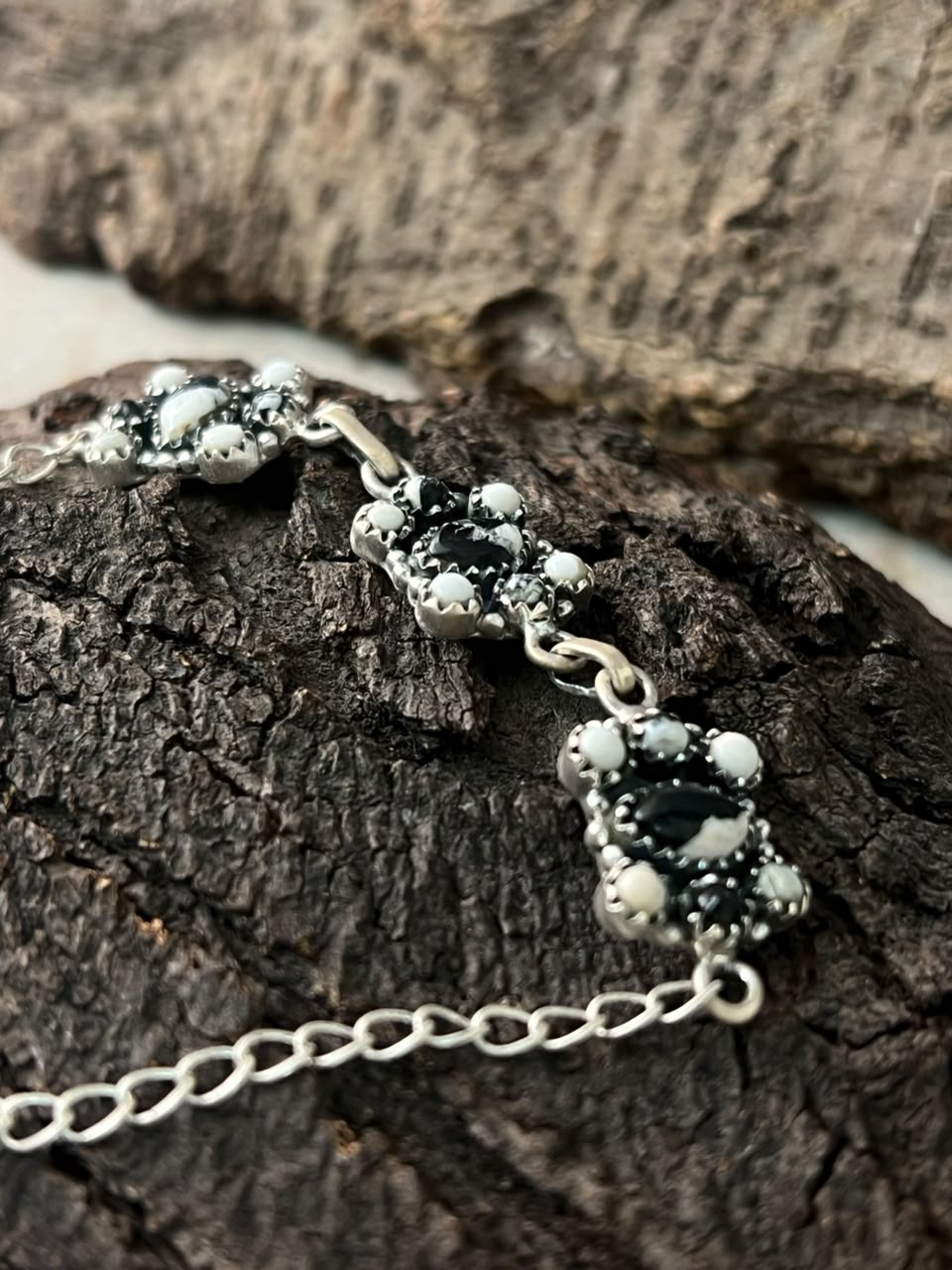 Handmade Sterling Silver White Buffalo Chain Bracelet Signed Nizhoni