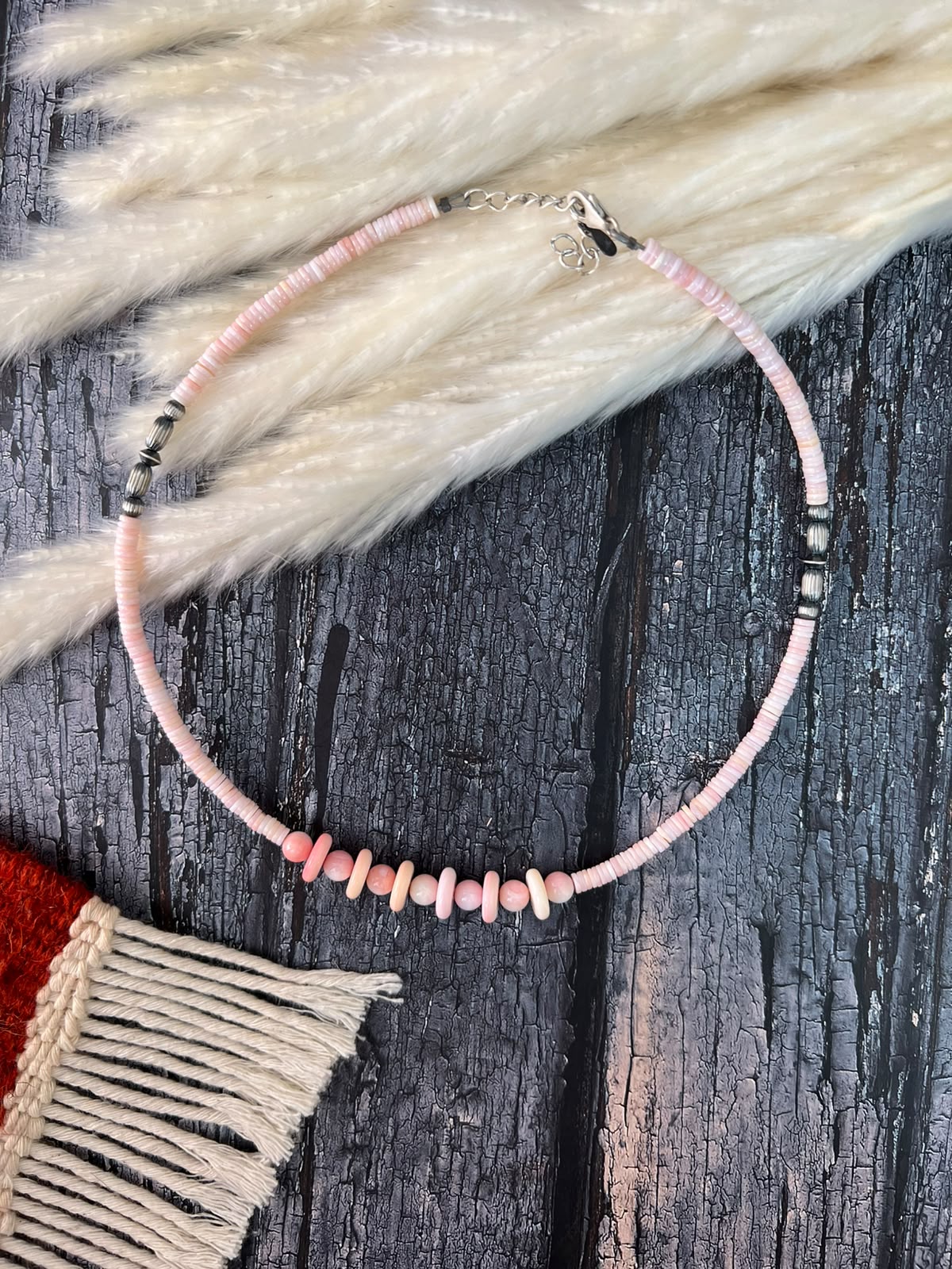 Handmade Sterling Silver Queen Pink Conch Collection: Beaded Necklace Signed Nizhoni