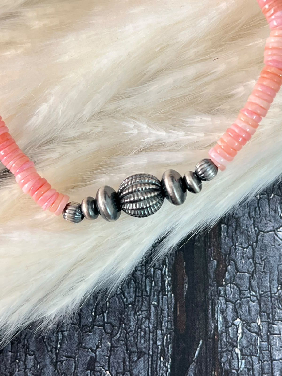 Handmade Sterling Silver Queen Pink Conch Collection: Stretchy Beaded Bracelet (7)