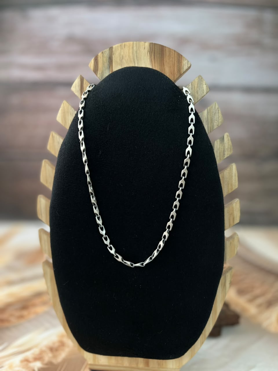 Handmade Sterling Silver Necklace Signed Nizhoni