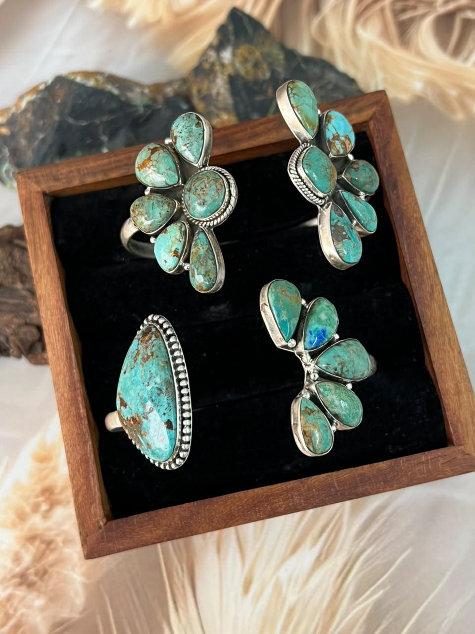 Handmade Sterling Silver Manassa Turquoise Cuff Bracelet Signed Nizhoni (7)