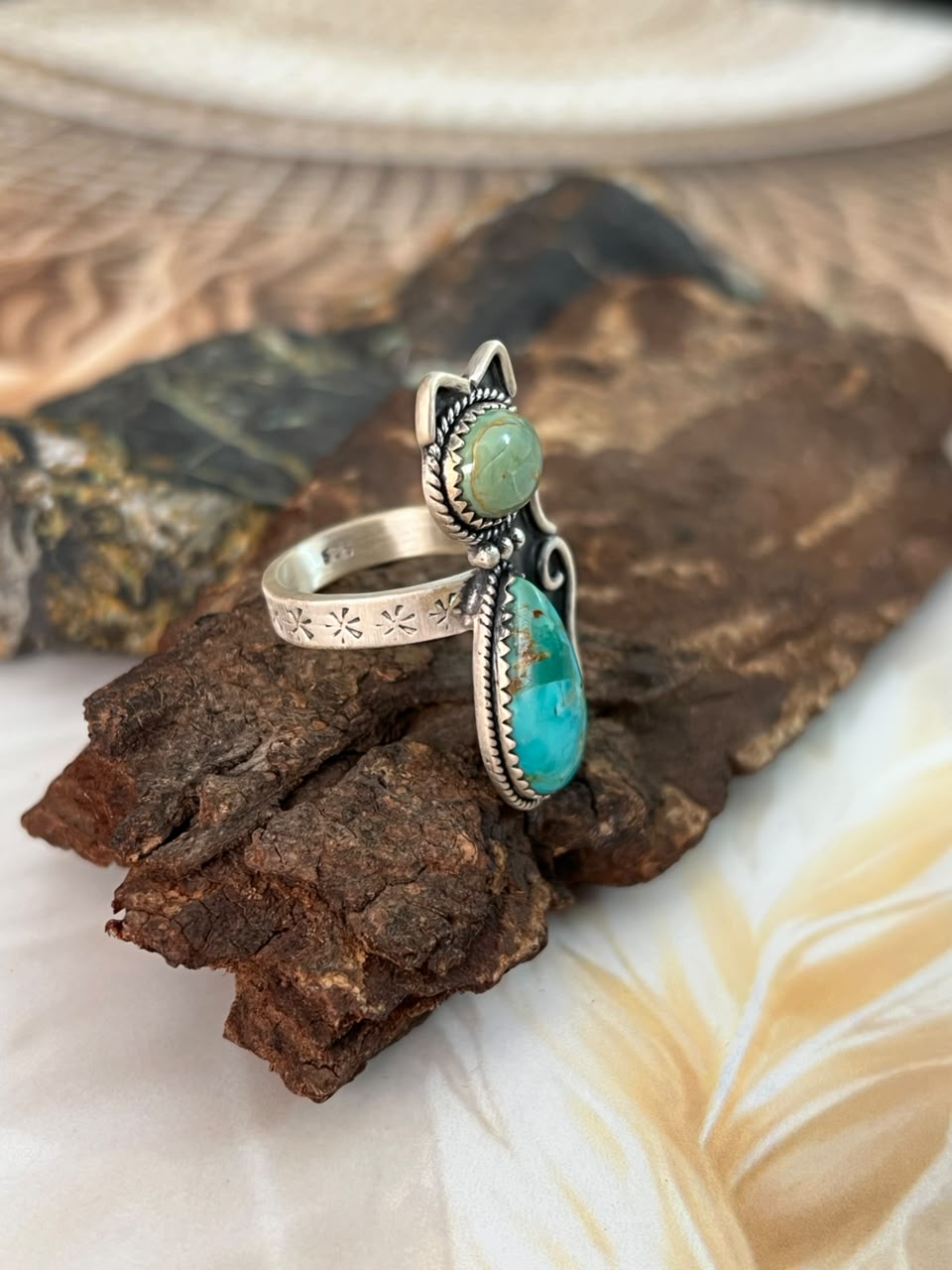 Handmade Sterling Silver Kingman Turquoise Adjustable Cat Ring Signed Nizhoni