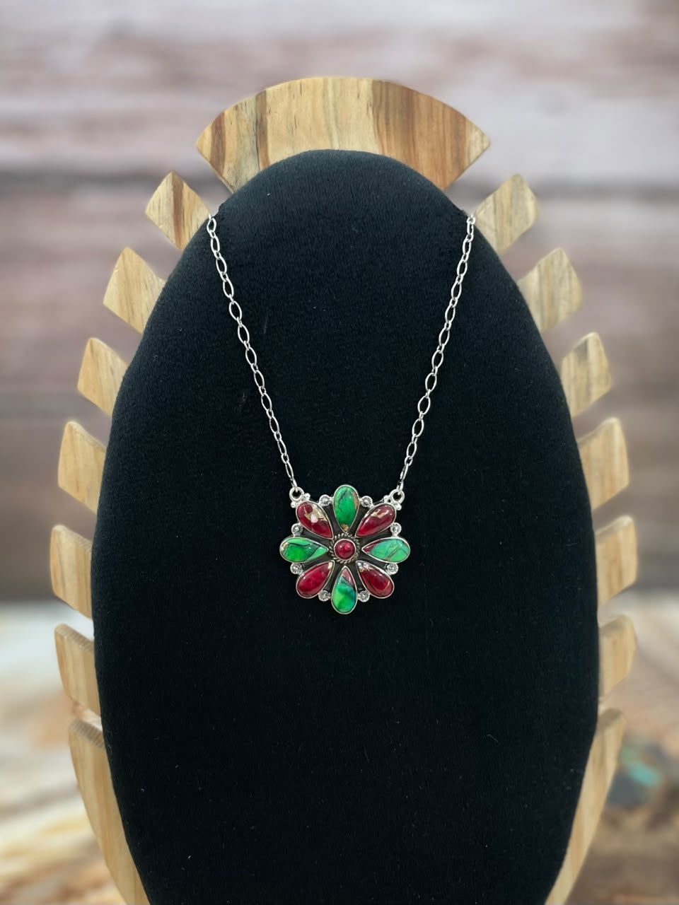 Handmade Sterling Silver Christmas Dahlia Collection: Necklace Signed Nizhoni