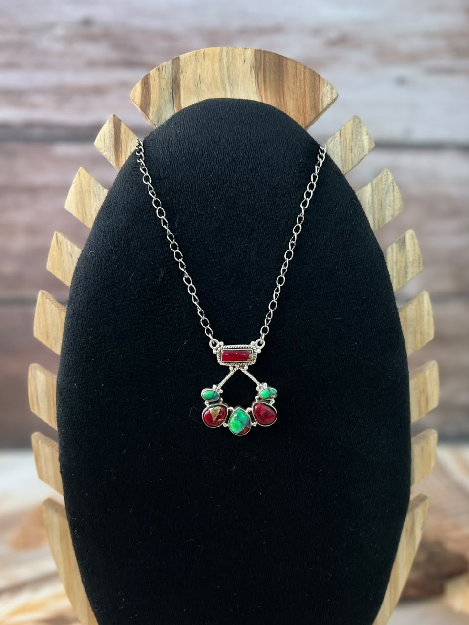 Handmade Sterling Silver Christmas Dahlia Collection: Necklace Signed Nizhoni