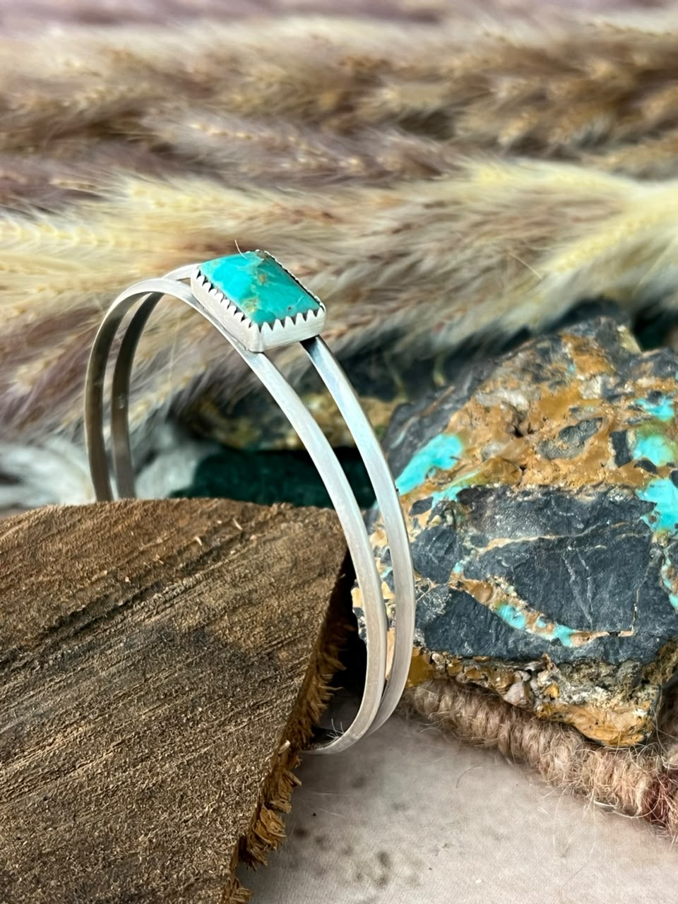 Handmade Sterling Silver Kingman Turquoise Cuff Bracelet Signed Nizhoni (3)