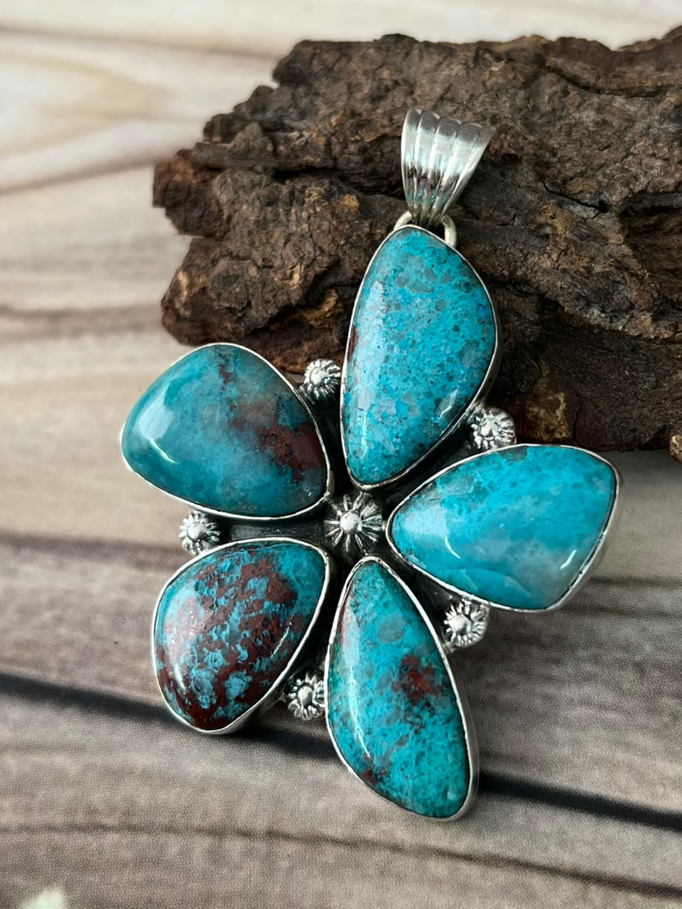 Handmade Sterling Silver Gem Silica Collection: Pendant Signed Nizhoni