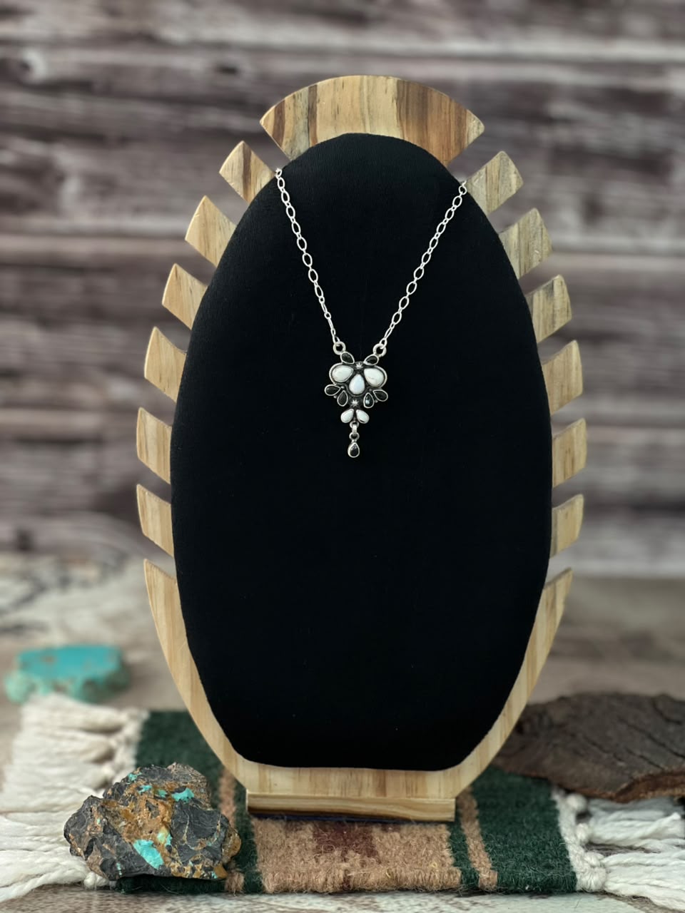 Handmade Sterling Silver White Buffalo Necklace Signed Nizhoni