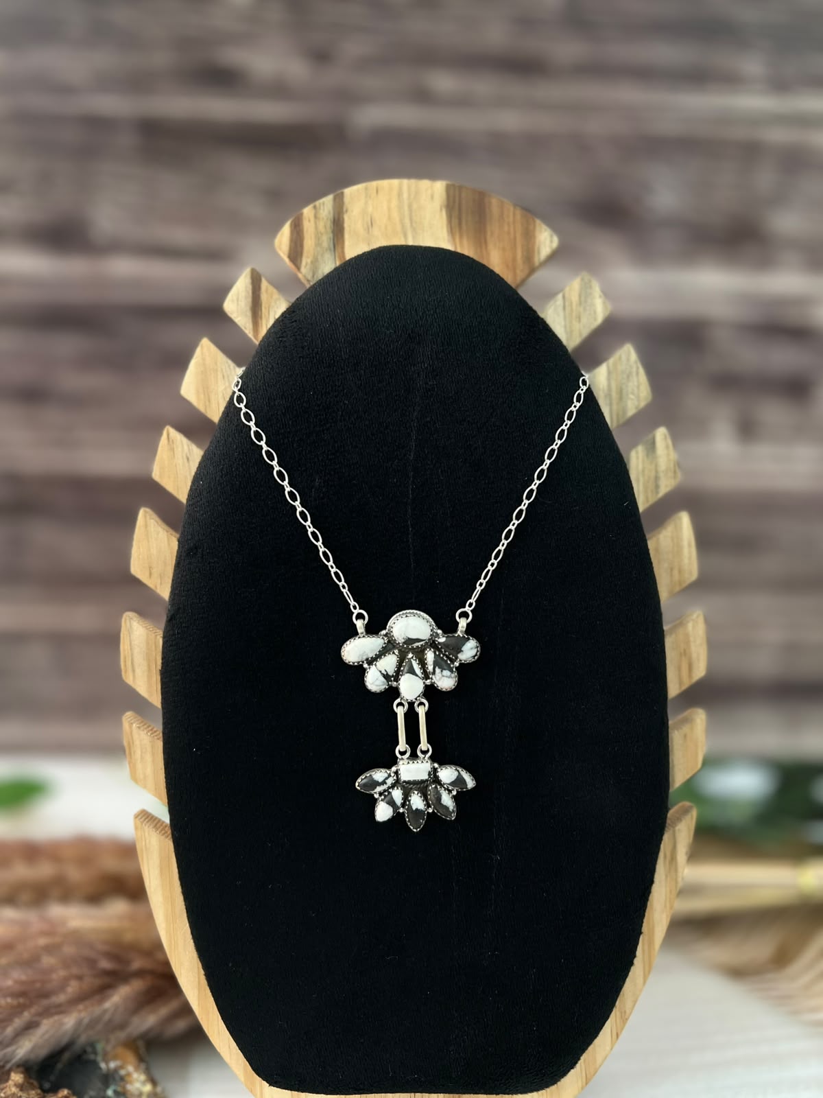Handmade Sterling Silver White Buffalo Necklace Signed Nizhoni