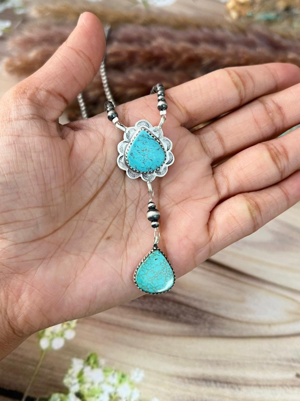 Handmade Sterling Silver Green Kingman Turquoise Collection: Beaded Necklace Signed Nizhoni