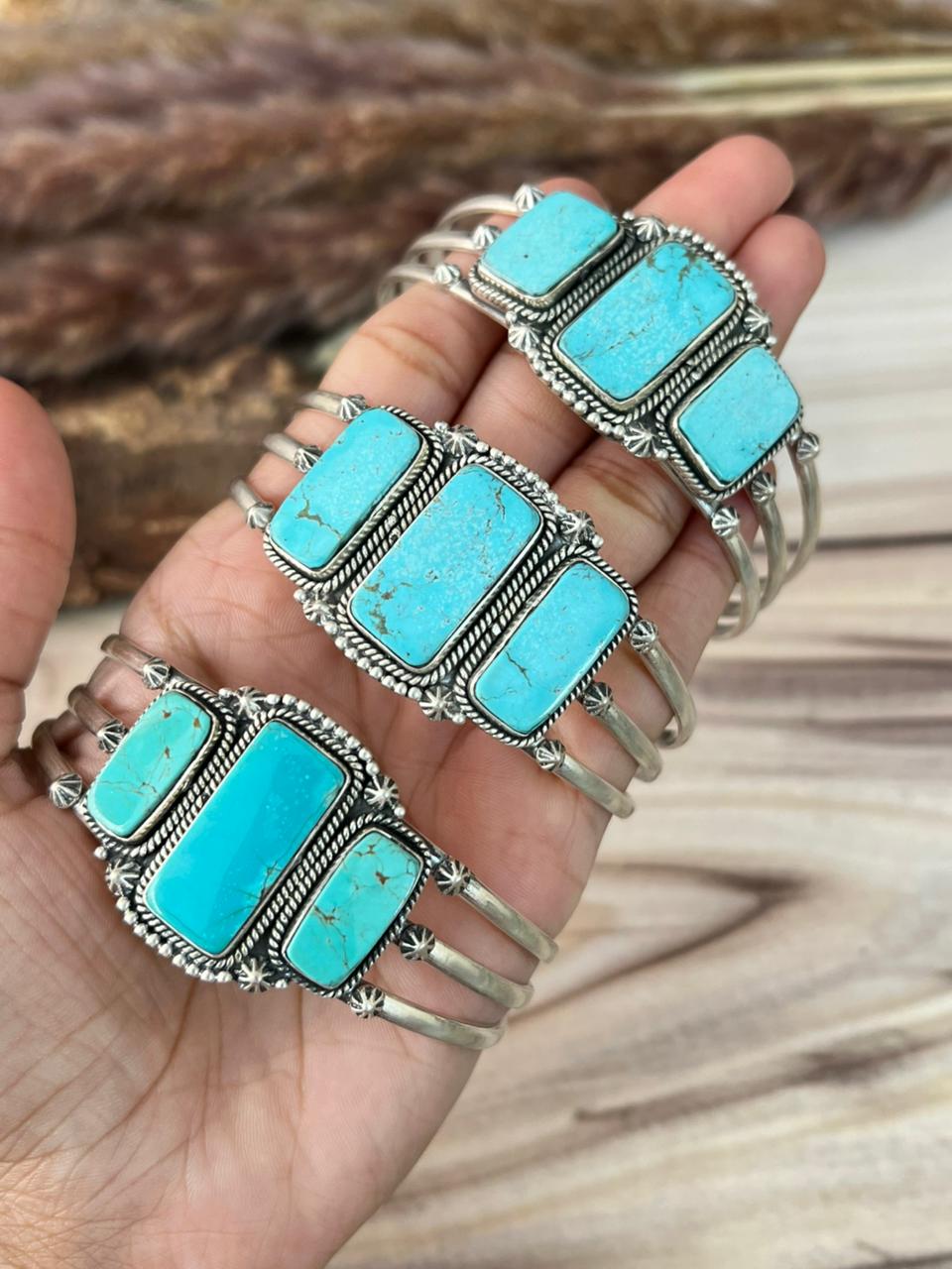 Handmade Sterling Silver Green Kingman Turquoise Collection: Cuff Bracelet Signed Nizhoni
