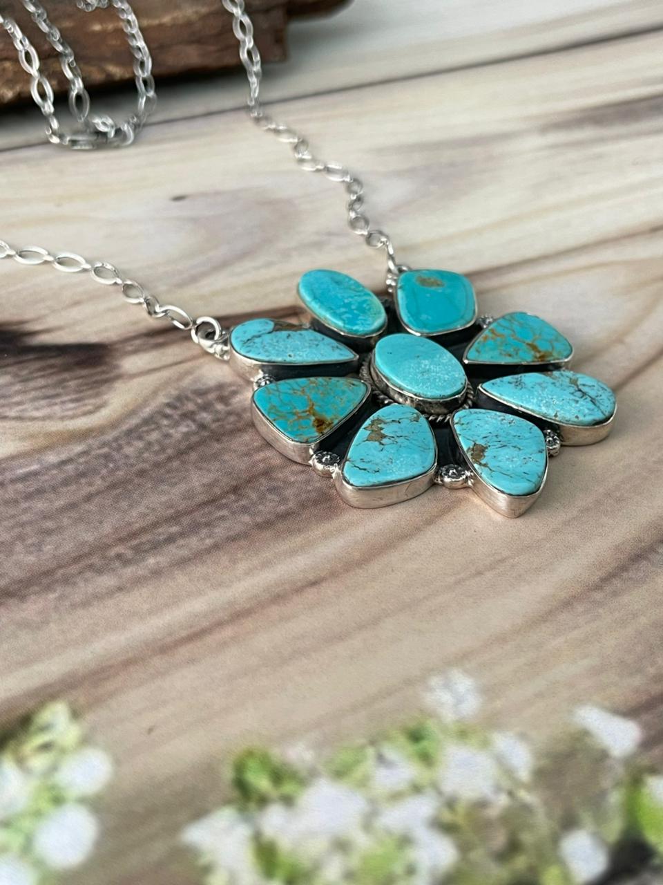 Handmade Sterling Silver Green Kingman Turquoise Collection: Necklace Signed Nizhoni