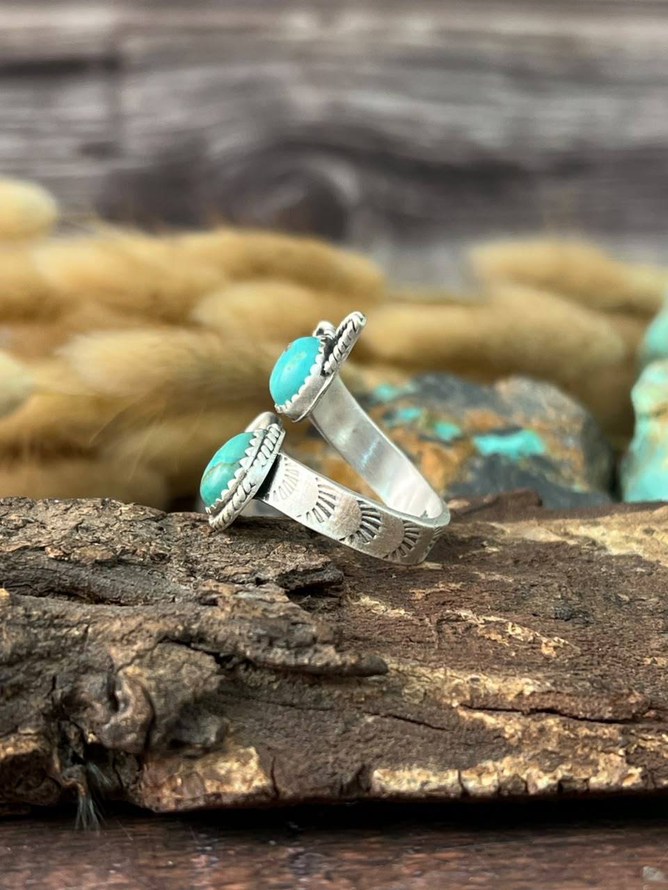 Handmade Sterling Silver Kingman Turquoise Cat Adjustable Ring Signed Nizhoni (3)