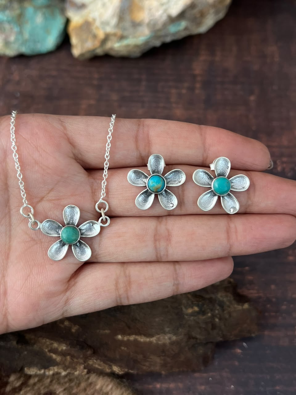 Handmade Sterling Silver Kingman Turquoise Necklace and Earrings Set Signed Nizhoni