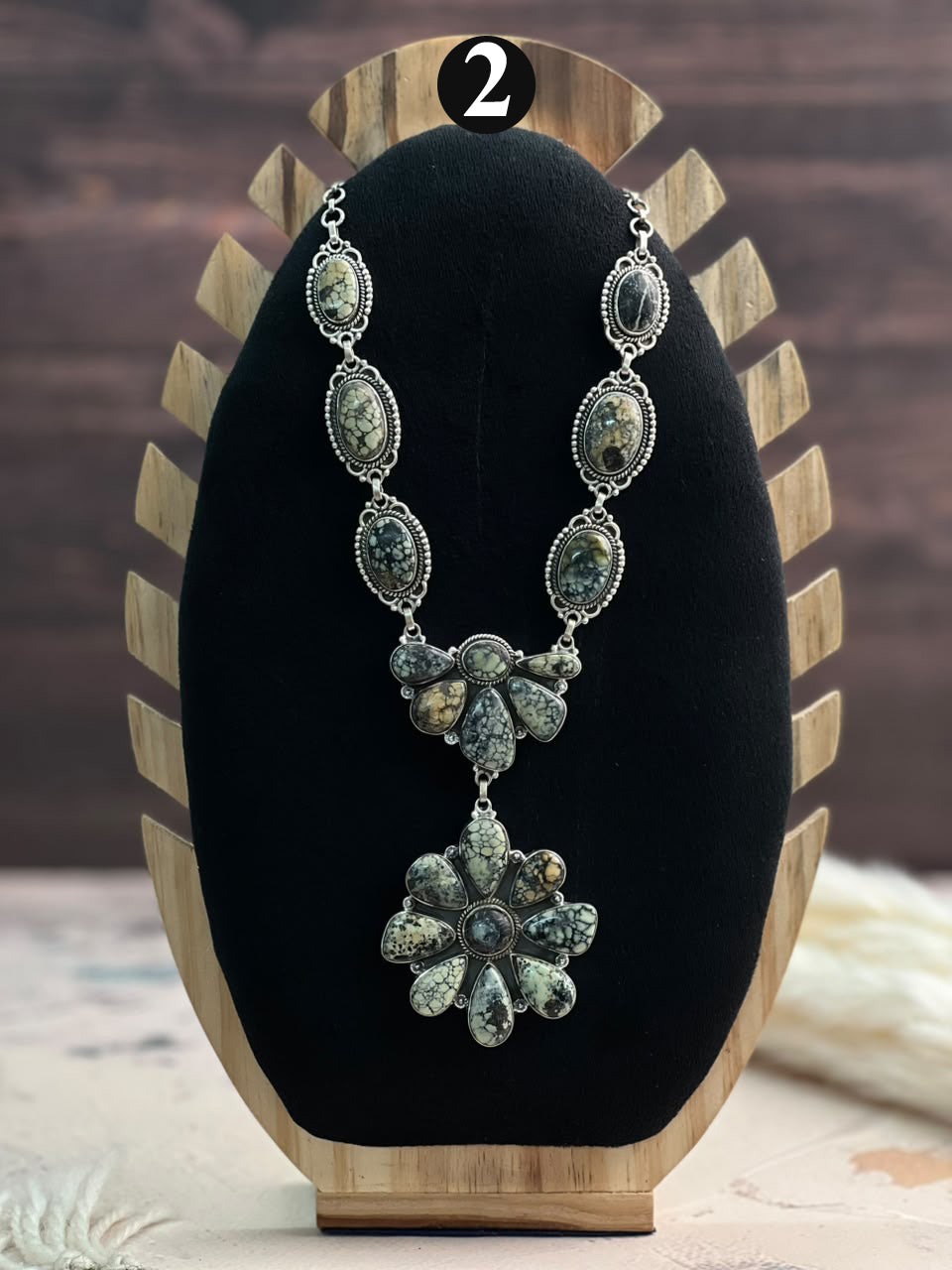 Handmade Sterling Silver Colina Verde Variscite Collection: Necklace Signed Nizhoni