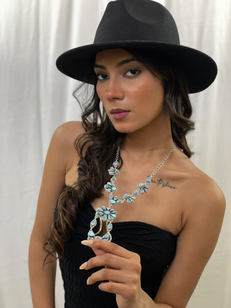 Handmade Sterling Silver Golden Hills Turquoise Necklace Signed Nizhoni