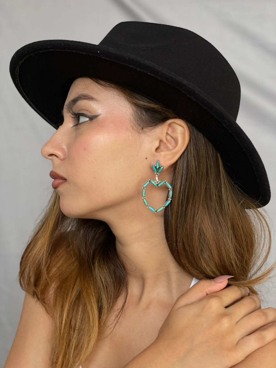 Handmade Sterling Silver Kingman Turquoise Post Dangle Heart Earrings Signed Nizhoni