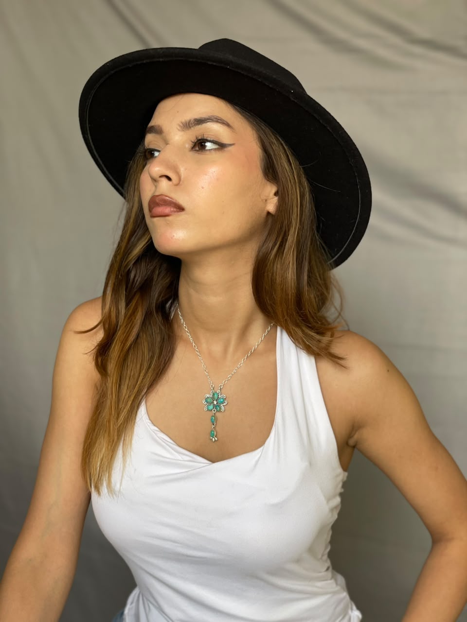 Handmade Sterling Silver Kingman Turquoise Necklace Signed Nizhoni