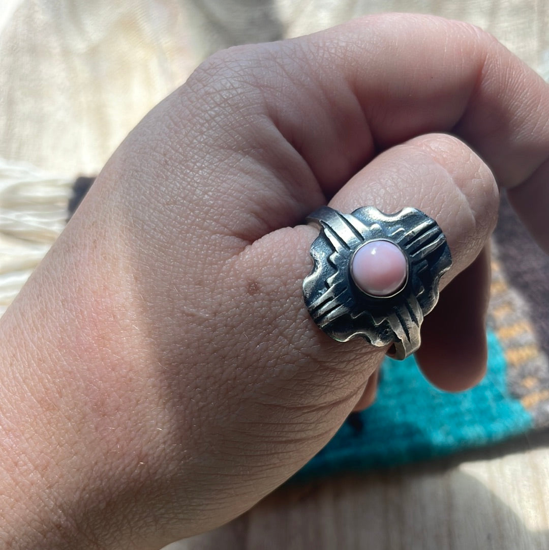 Handcrafted Sterling Silver & Pink Conch Ring Signed Chimney Butte